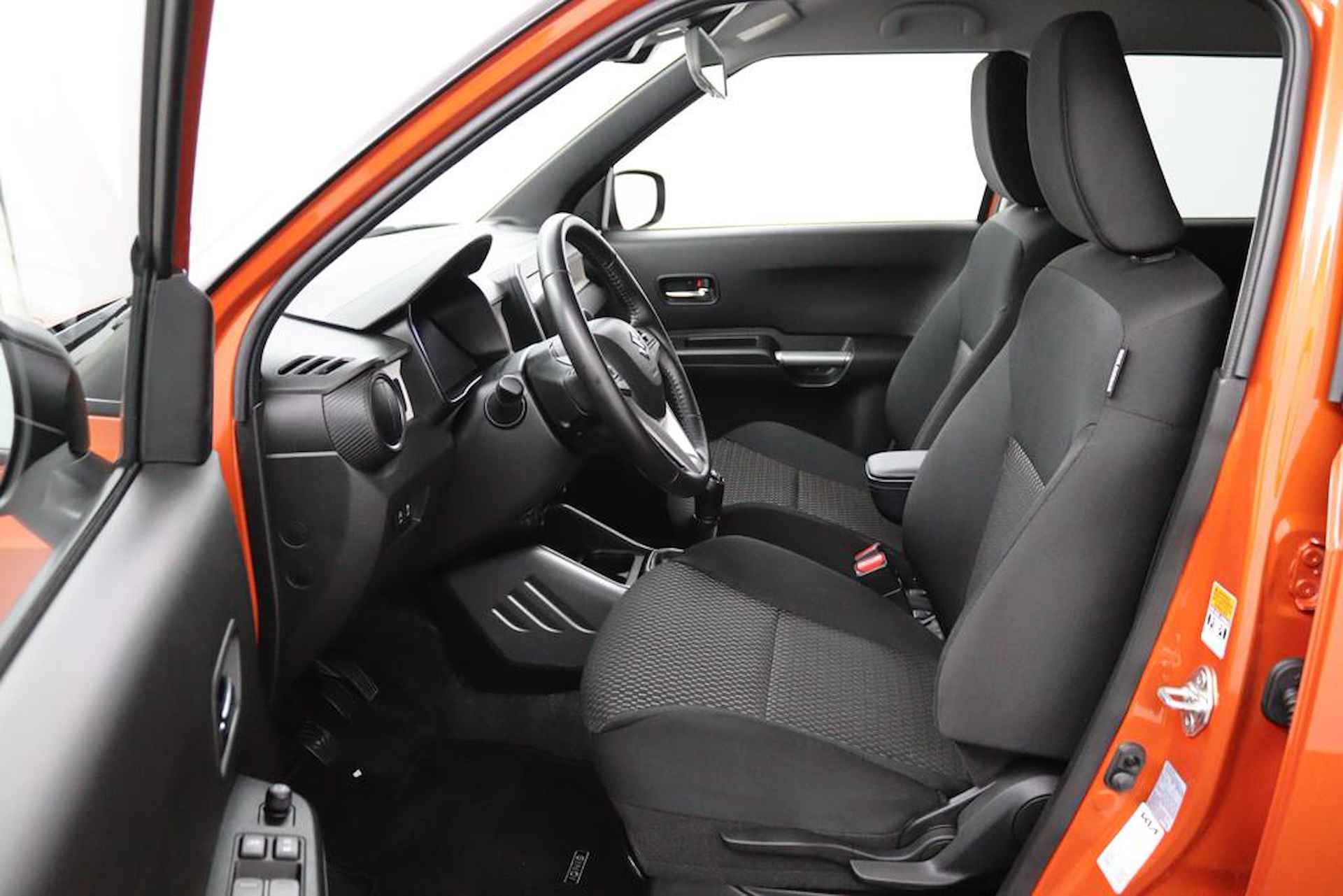 Suzuki Ignis 1.2 Smart Hybrid Style | All season Banden | Cruise Control | Keyless Entry | Navigatie | - 10/44