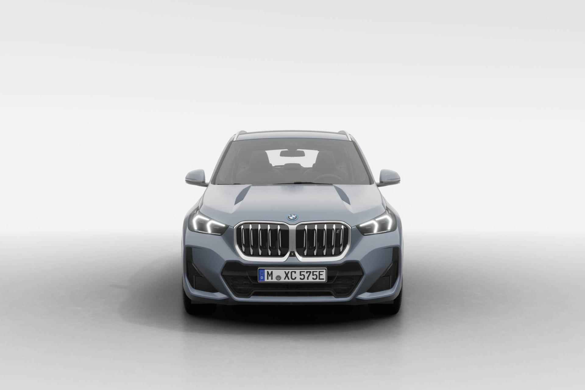 BMW iX1 xDrive30 Launch Edition 67 kWh | M Sportpakket | Elektrisch verwarmde voorstoelen | Driving Assistant Plus - 3/20