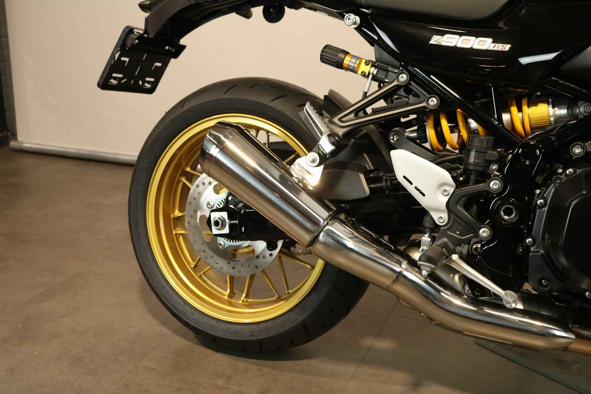 Kawasaki Z 900 RS SE - 2/15