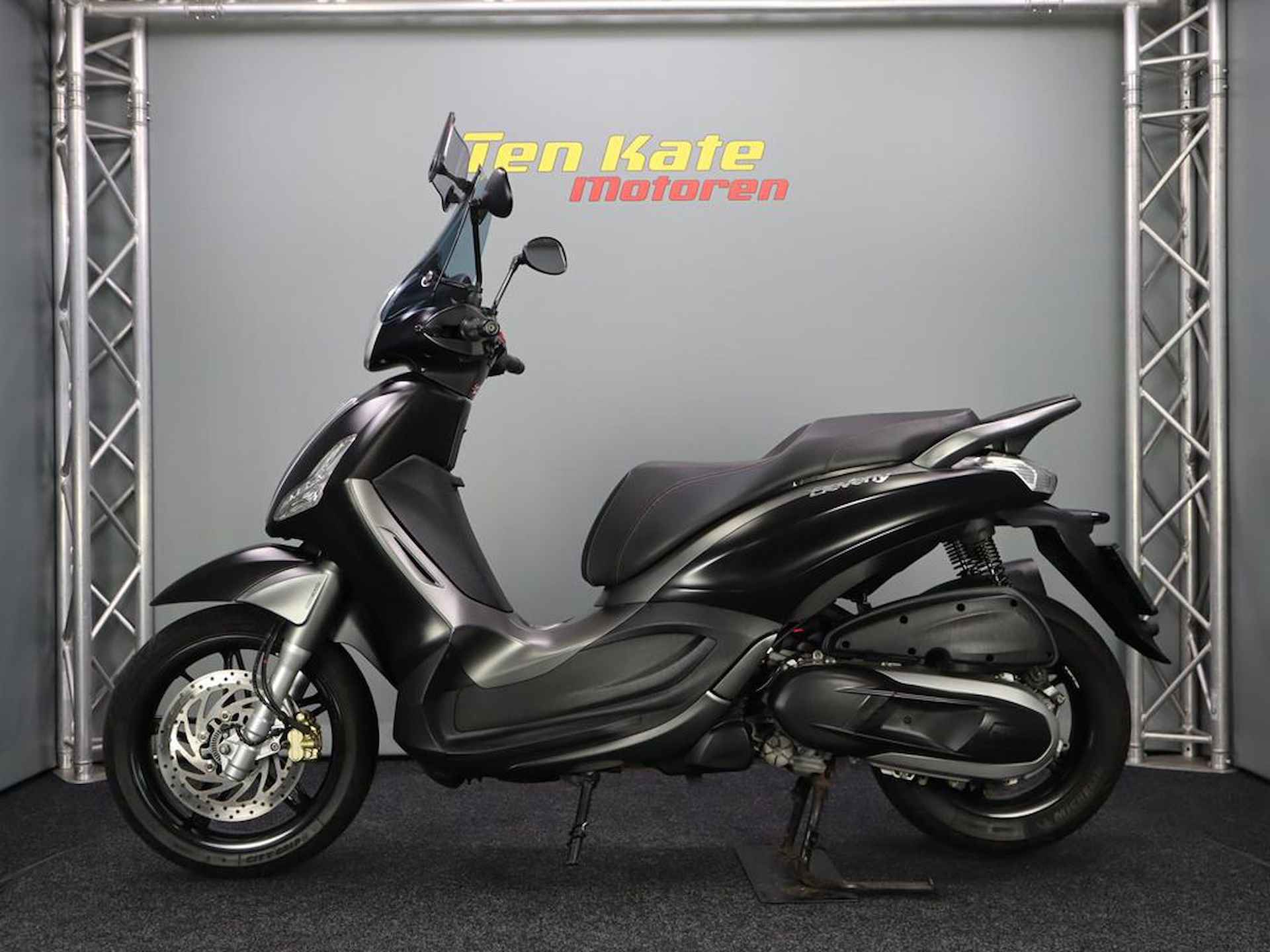 Piaggio Piagio Beverly 350 Sport ABS-ASR - 7/13