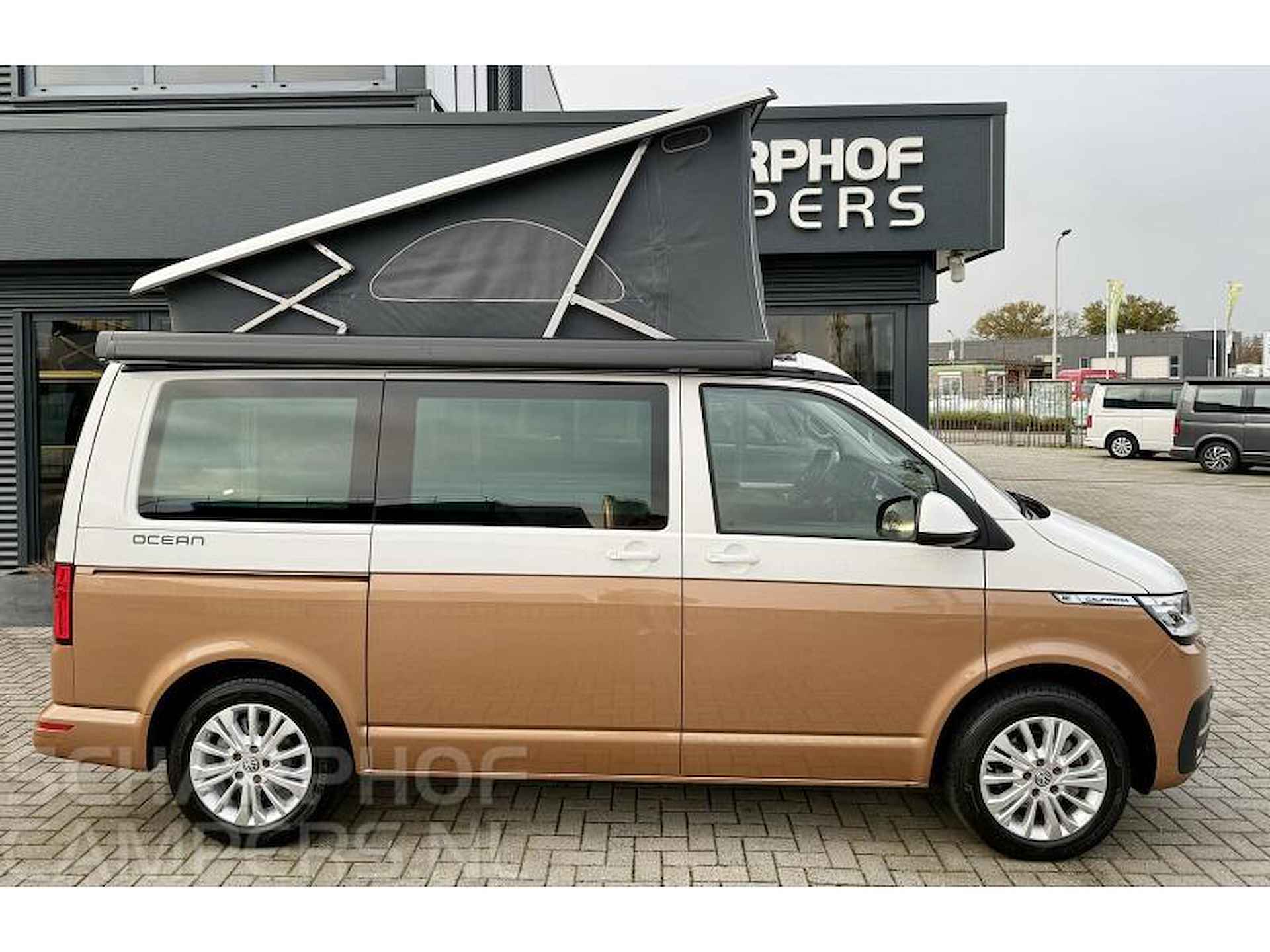 Volkswagen T6 California  6.1 OCEAN veel opties! - 19/20