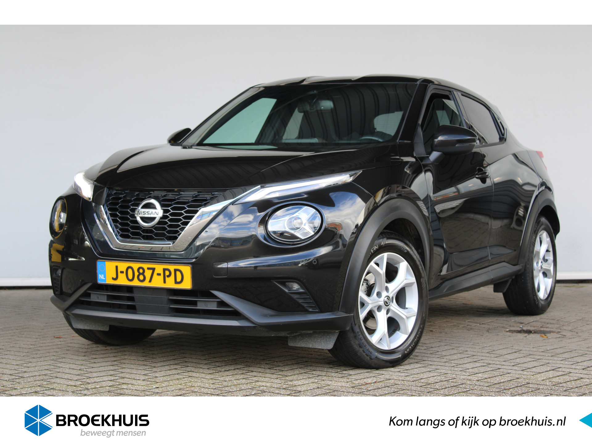 Nissan Juke 1.0 DIG-T Business Edition NAVI/CAMERA/KEYLESS/PDC/CLIMATE/STOELVERWARMING/VERWAMRDE VOORRUIT