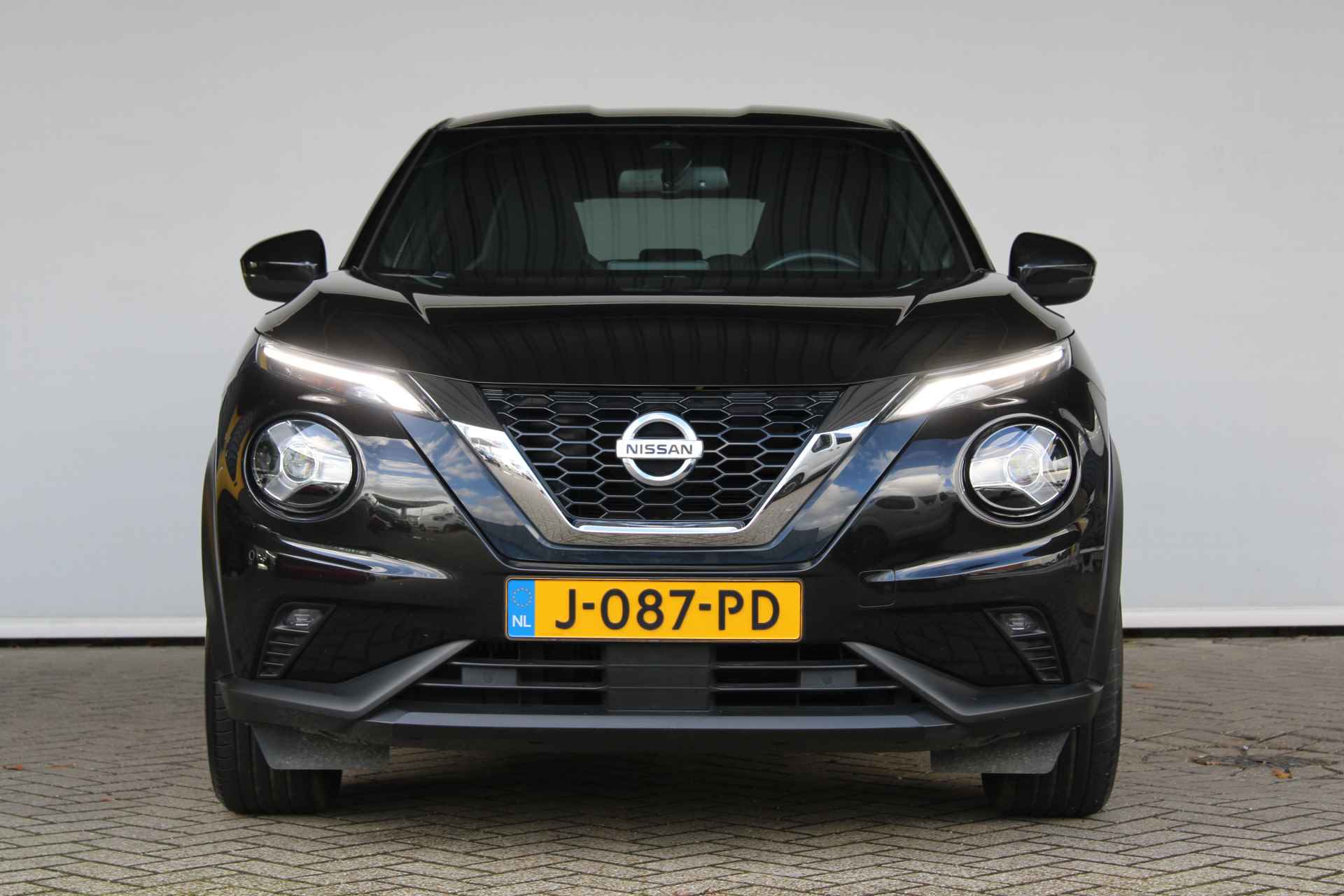 Nissan Juke 1.0 DIG-T Business Edition NAVI/CAMERA/KEYLESS/PDC/CLIMATE/STOELVERWARMING/VERWAMRDE VOORRUIT - 10/31