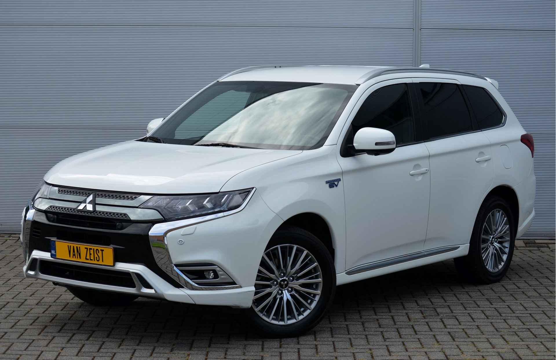 Mitsubishi Outlander PHEV 2.4 INSTYLE 4WD | PLUG IN HYBRID | V2G | FULL OPTIONS | HOGE ZIT | ALL IN RIJKLAARPRIJS - 5/50