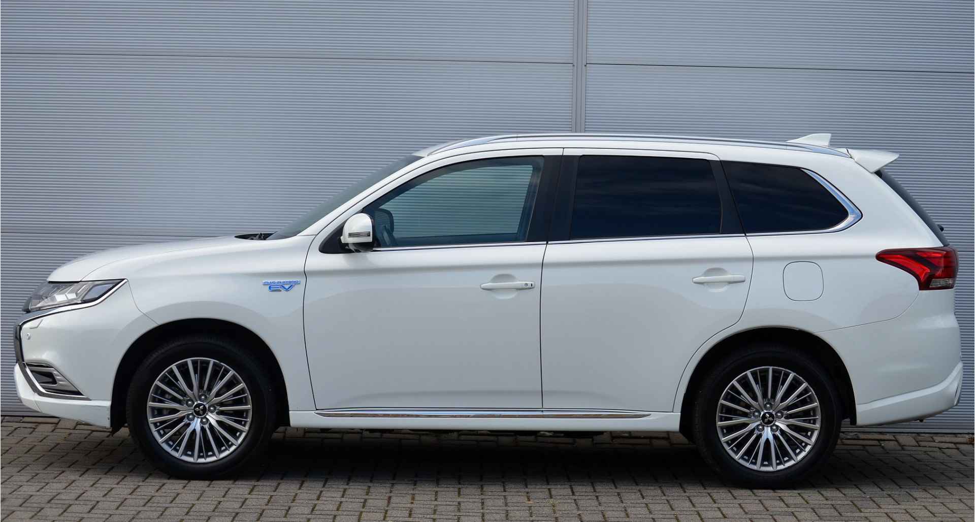 Mitsubishi Outlander PHEV 2.4 INSTYLE 4WD | PLUG IN HYBRID | V2G | FULL OPTIONS | HOGE ZIT | ALL IN RIJKLAARPRIJS - 7/50