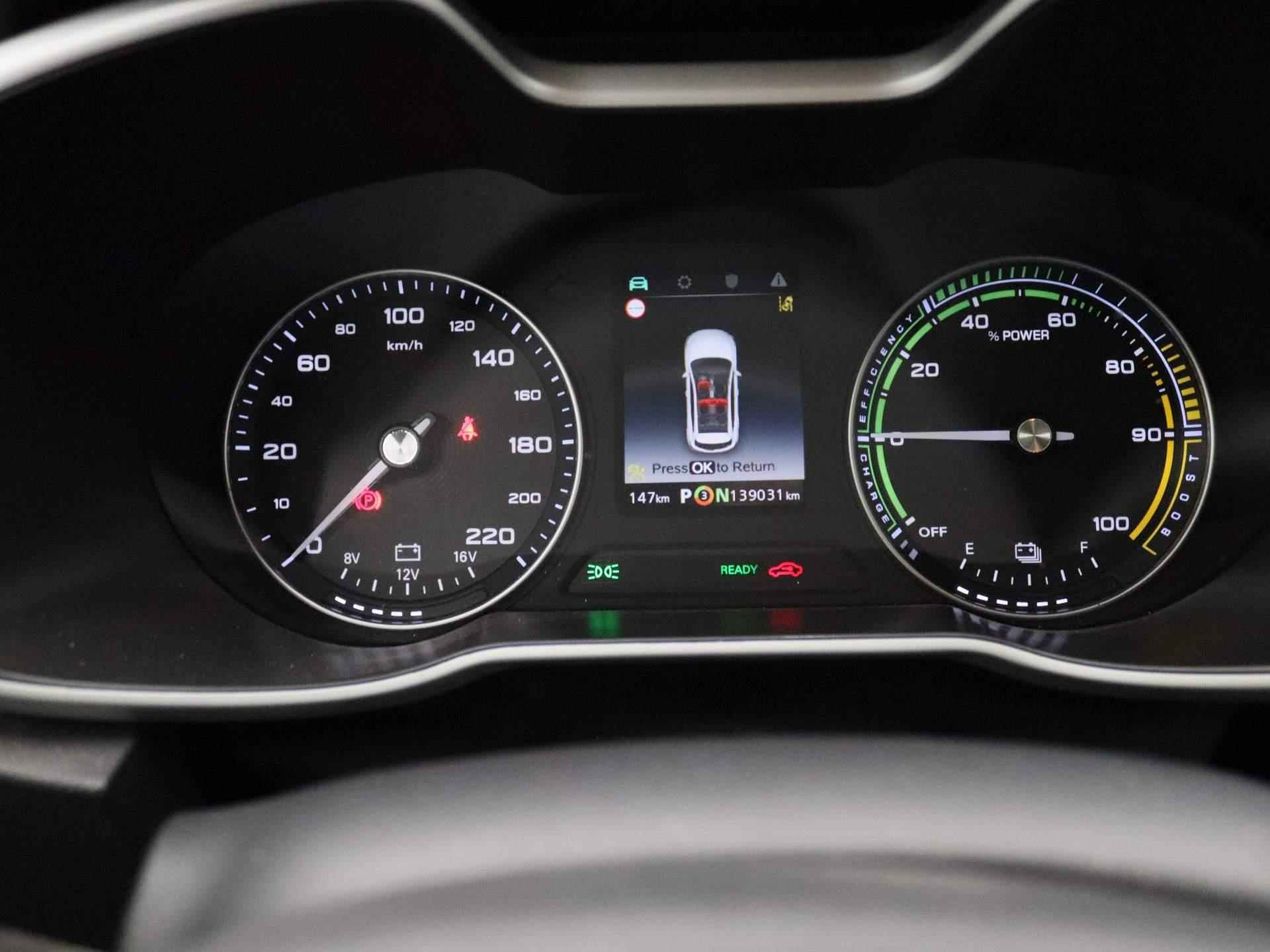 MG ZS EV Luxury | 1e-Eigenaar | Navi | Panoramadak | Leder | Camera | Apple CarPlay | - 8/25
