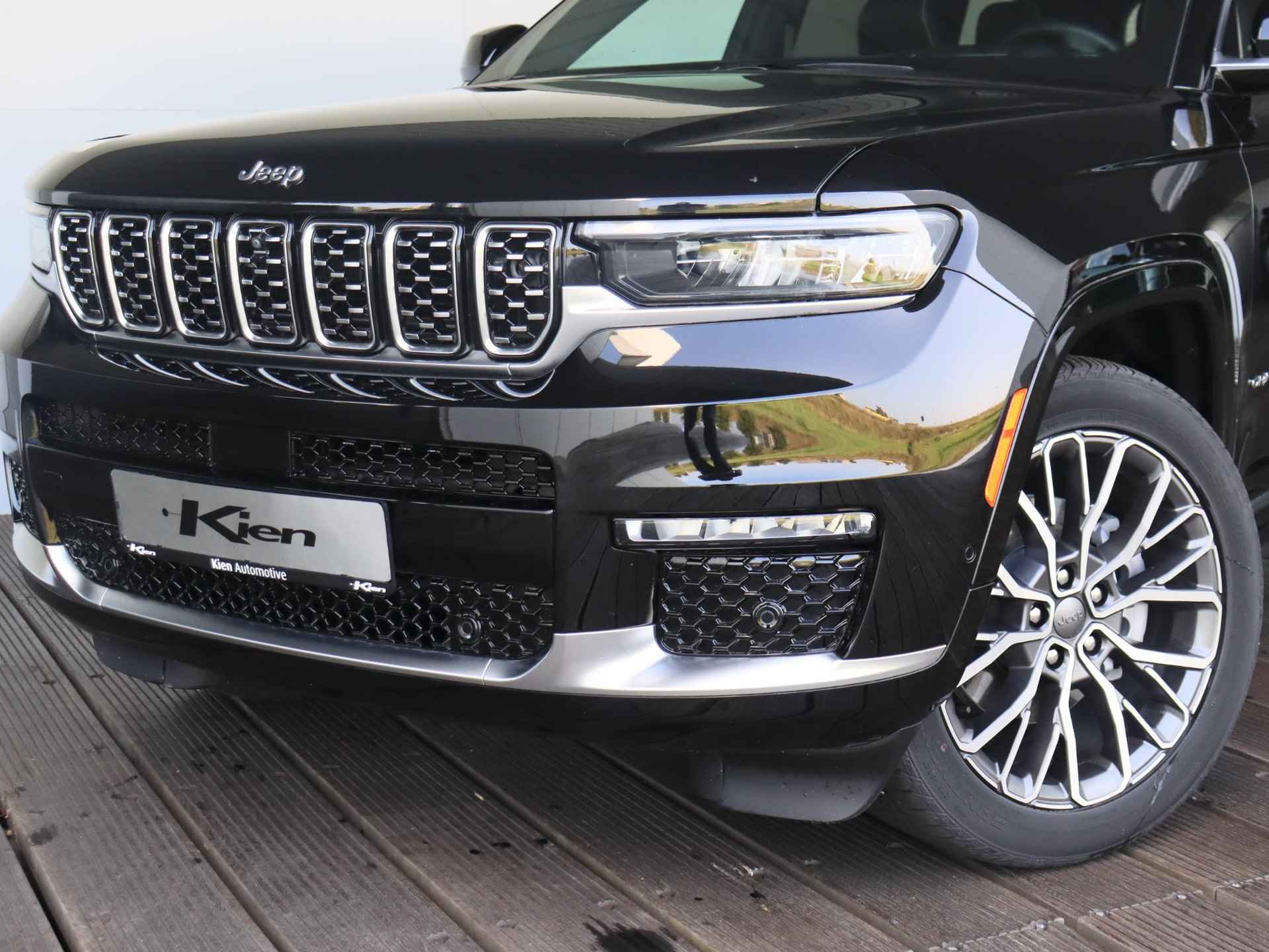 Jeep Grand cherokee L 5,7 V8 Summit | Luchtvering | 6 Persoons | Stoel Massage | - 15/37