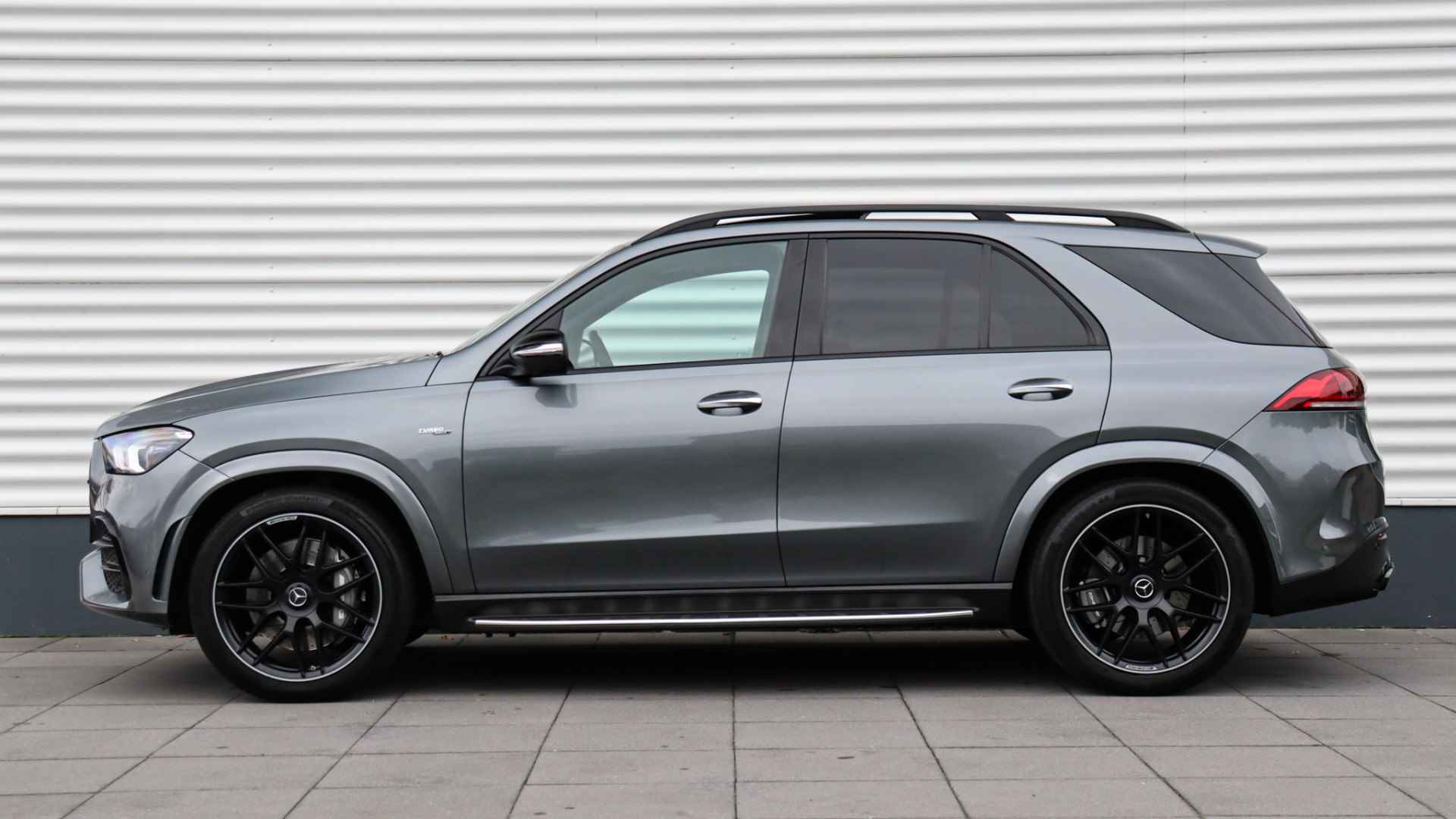 Mercedes-Benz GLE AMG 53 4MATIC+ Premium Plus | Massage | Burmester | Stoelventilatie | Trekhaak | Soft-Close | Panoramadak - 2/38