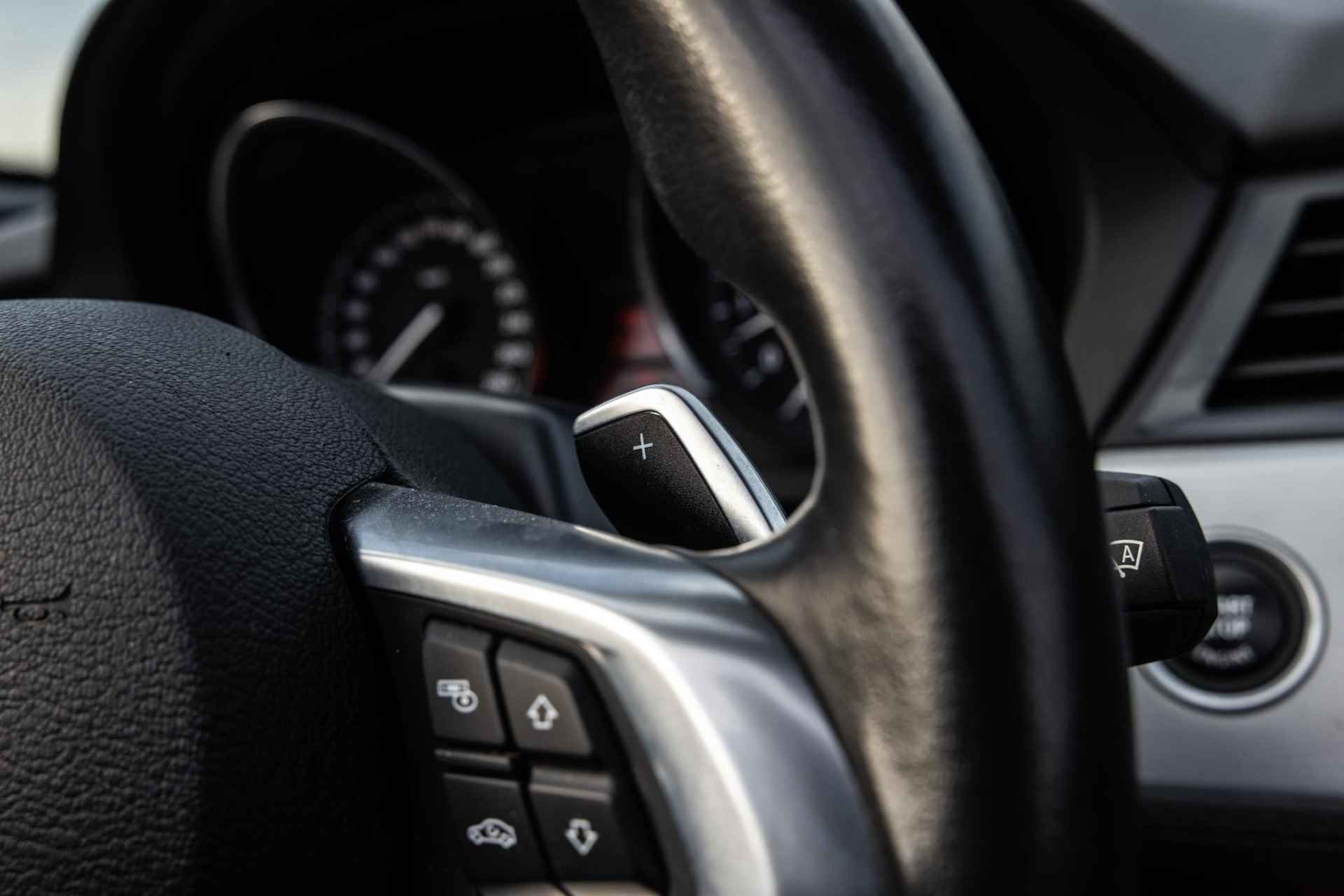 BMW Z4 Roadster sDrive35i Executive | 6 cilinder | Lederen Bekleding | Stoelverwarming | Navigatie | Memory seat | Xenon verlichting | 19'' Lichtmetalen velgen - 22/47