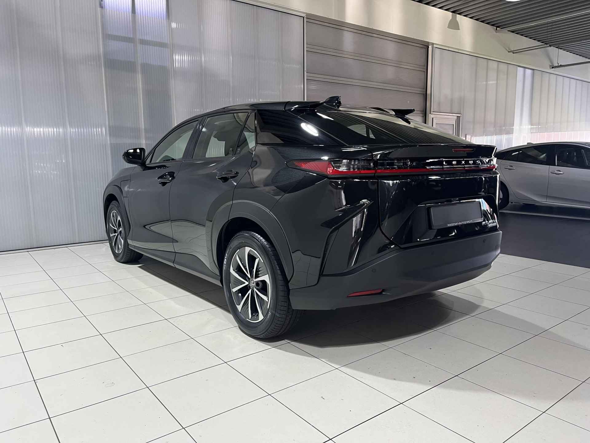 Lexus RZ 450e Comfort Line 71 kWh NIEUW VOORRAAD - 29/34