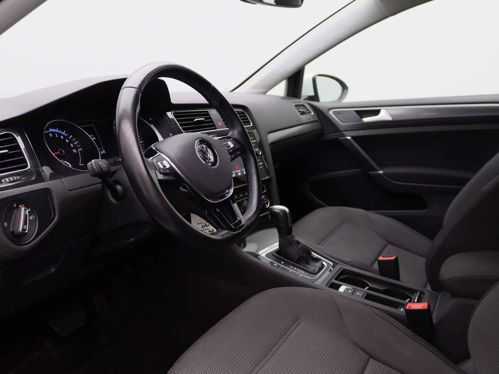 Volkswagen e-Golf E-DITION | Navi | ECC | PDC | LED | LMV | - 28/37