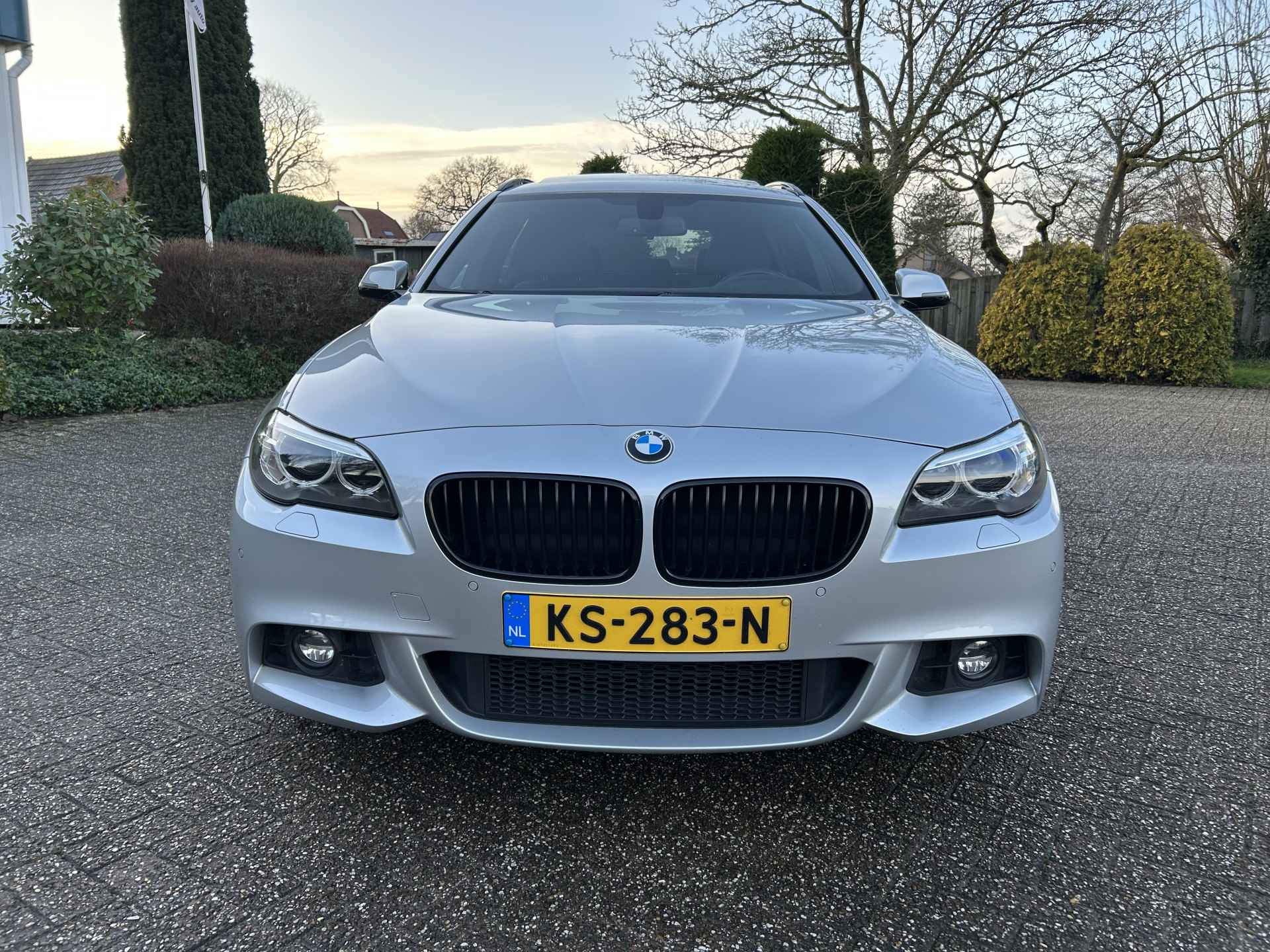 BMW 5 Serie Touring 520i M Sport Edition High Executive Pano, org. Ned auto - 11/16