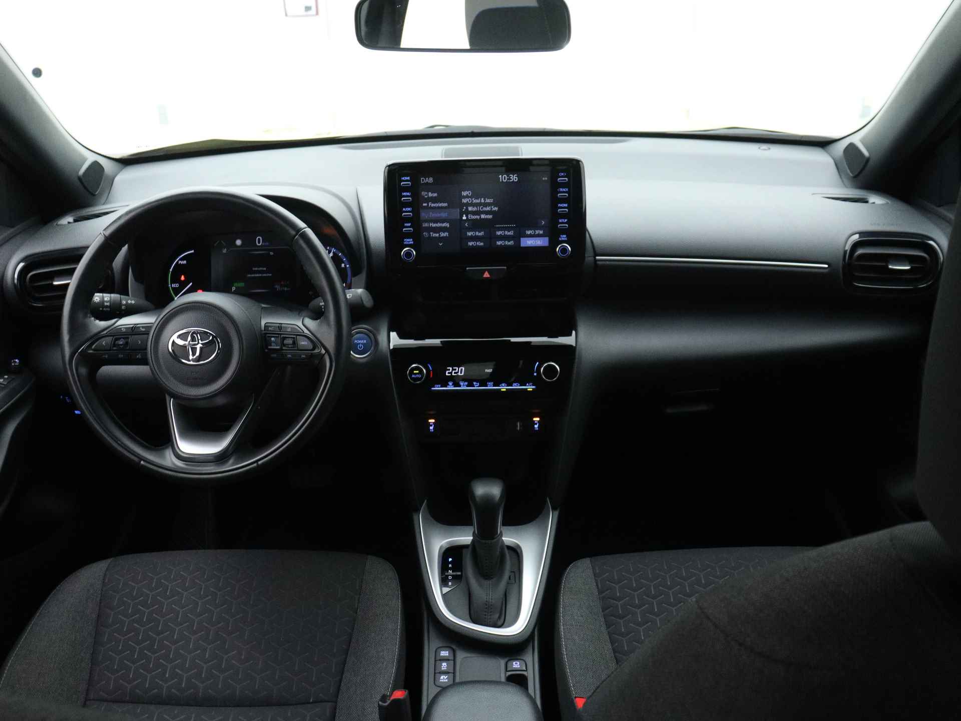 Toyota Yaris Cross 1.5 Hybrid Dynamic Limited | Apple Carplay / Android Auto | Stoel -/ Stuur Verwarming | - 6/42