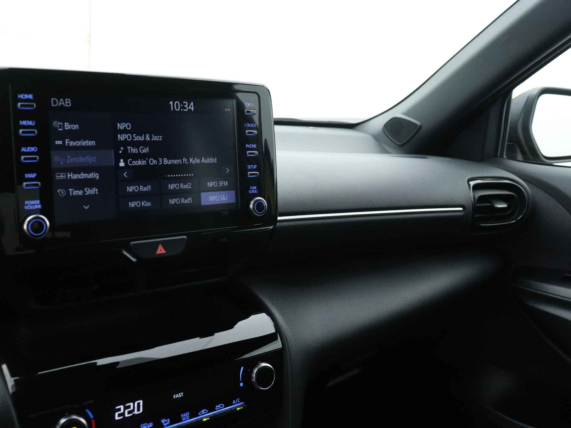 Toyota Yaris Cross 1.5 Hybrid Dynamic Limited | Apple Carplay / Android Auto | Stoel -/ Stuur Verwarming | - 8/42