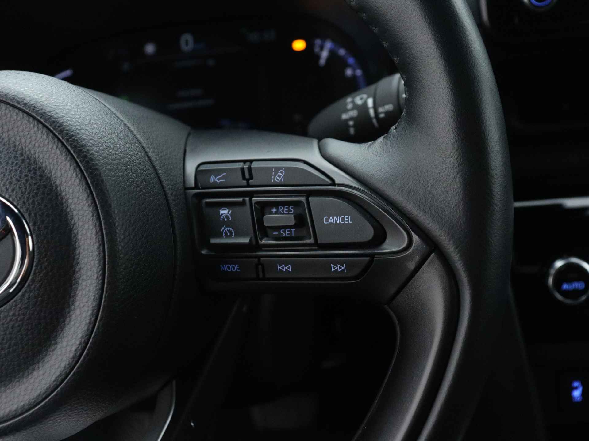 Toyota Yaris Cross 1.5 Hybrid Dynamic Limited | Apple Carplay / Android Auto | Stoel -/ Stuur Verwarming | - 23/42