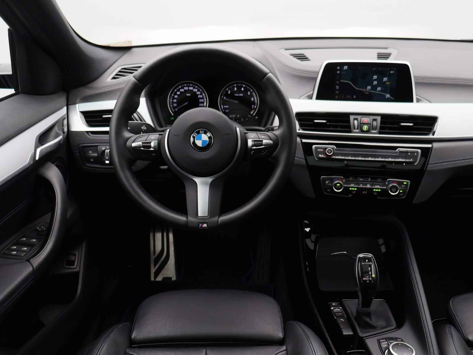 BMW X2 sDrive18i High Executive | Leder Interieur | Schuifdak | Navigatie | Stoelverwarming | Parkeersensoren | - 7/46