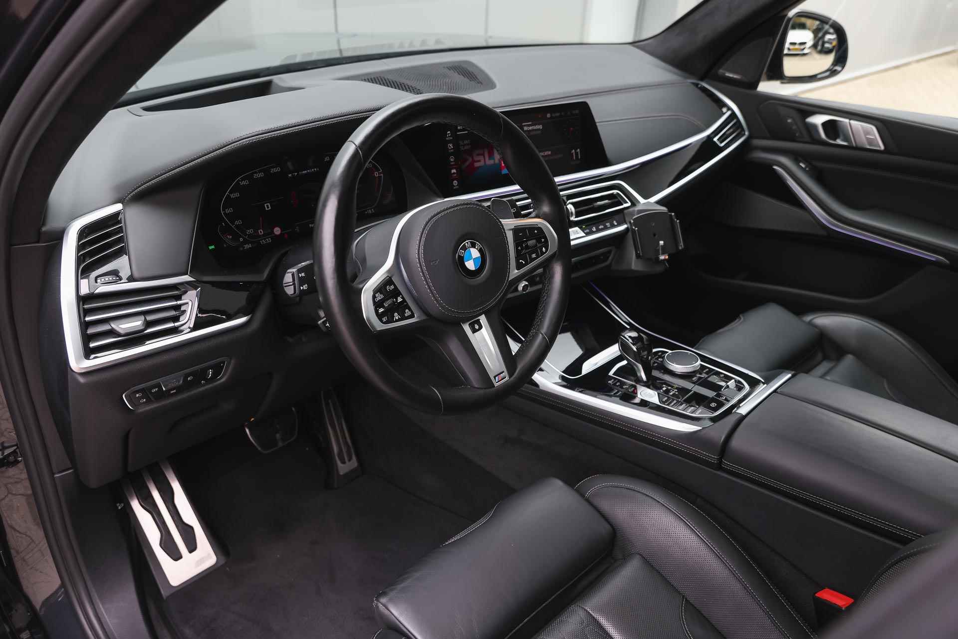 BMW X7 M50i High Executive Automaat / Active Steering / Stoelventilatie / Laserlight / Soft Close / Head-Up / Gesture Control / Parking Assistant Plus / Alpina wielen 23 inch - 11/56