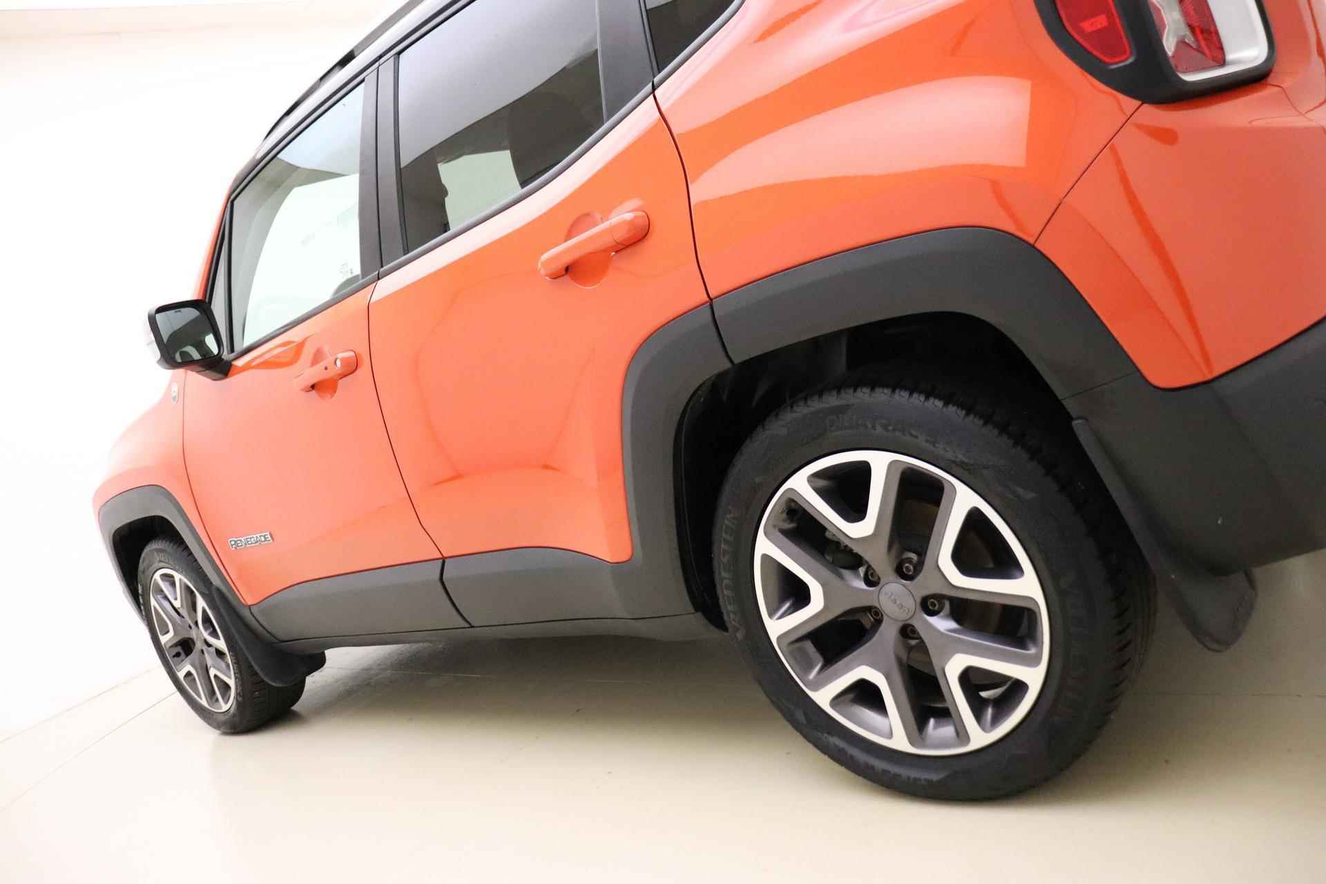 Jeep Renegade 1.6 MultiJet Limited | Navigatie | Lederen bekleding | Climate control | Stoel & Stuurverwarming | Dakrails | Lichtmetalen velgen - 17/35