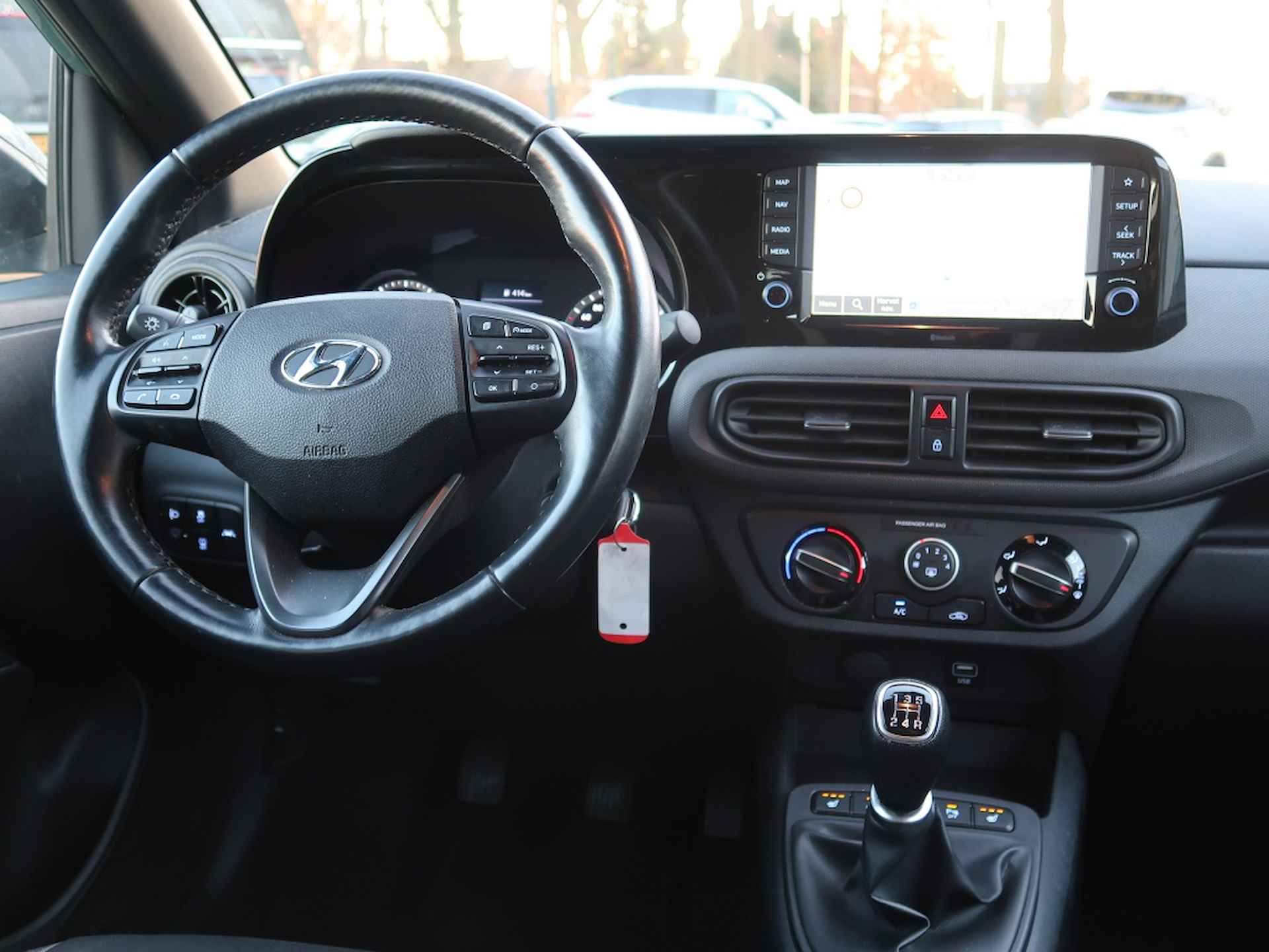 Hyundai i10 1.0 Premium - 10/28