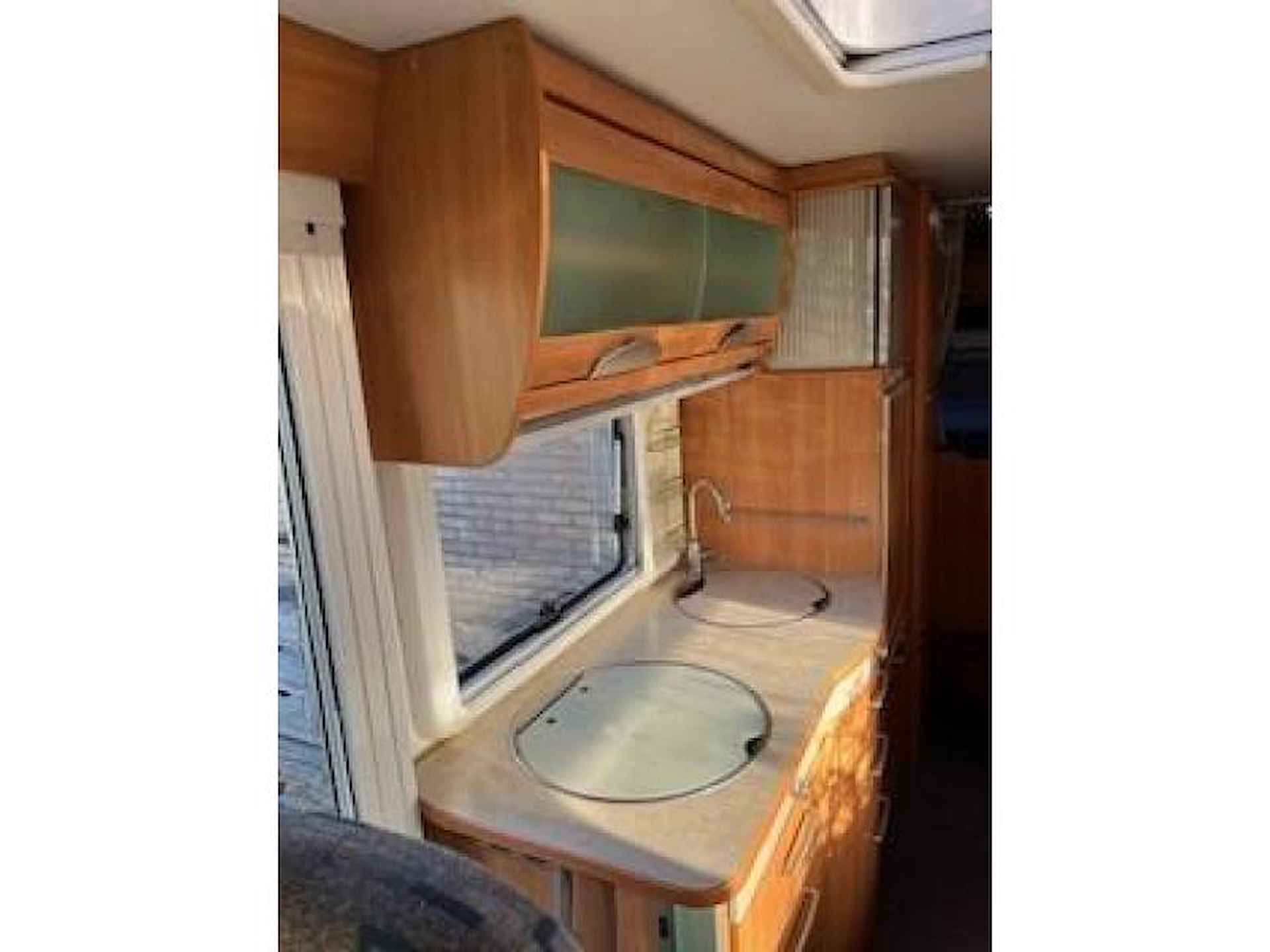 Hymer B 614 SL - AIRCO - ZONDER HEFBED - 8/16