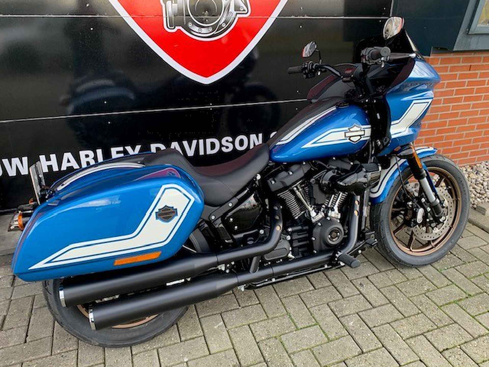 Harley-Davidson FXLRST LOWRIDER FXLRS LOW ST - 9/18