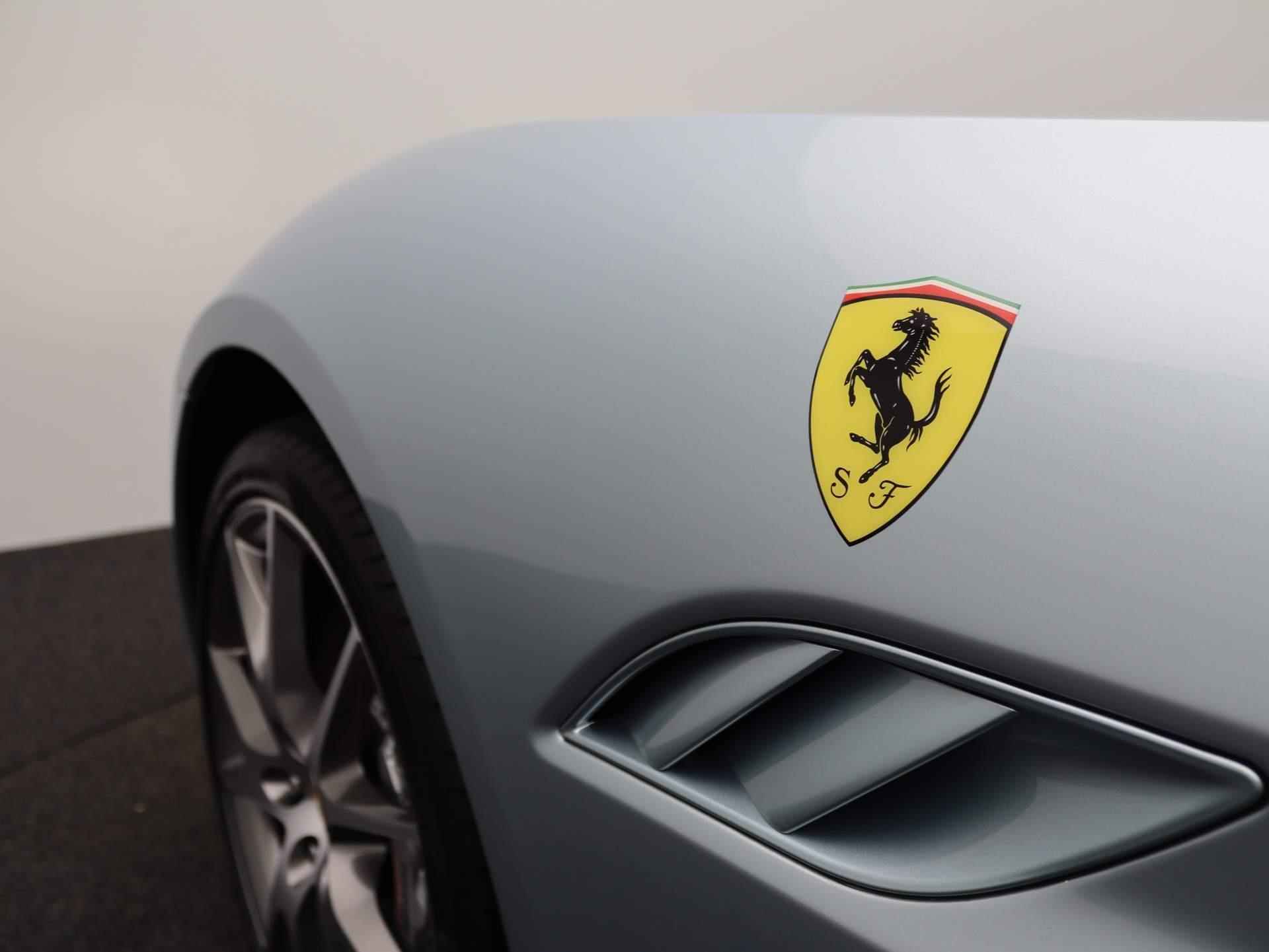 Ferrari California 4.3 V8 | Dealer Onderhouden | Keramisch | Daytona Seats | 20 Inch | Dealer OH | - 44/64
