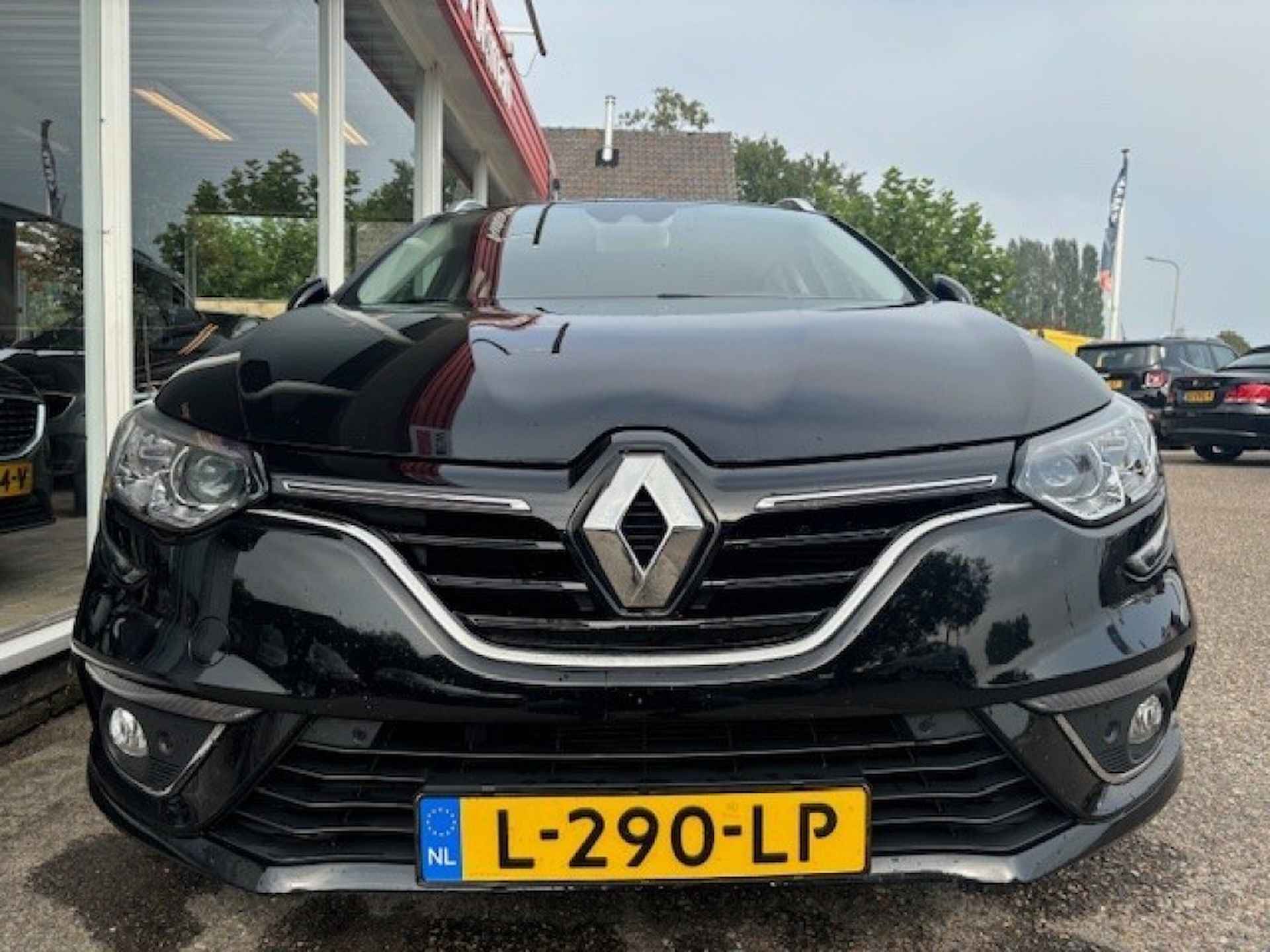 RENAULT Megane Estate 1.3 TCe Ltd, Clima, Navi, Cruise, L.M.V., 1700 kg trekken - 39/39