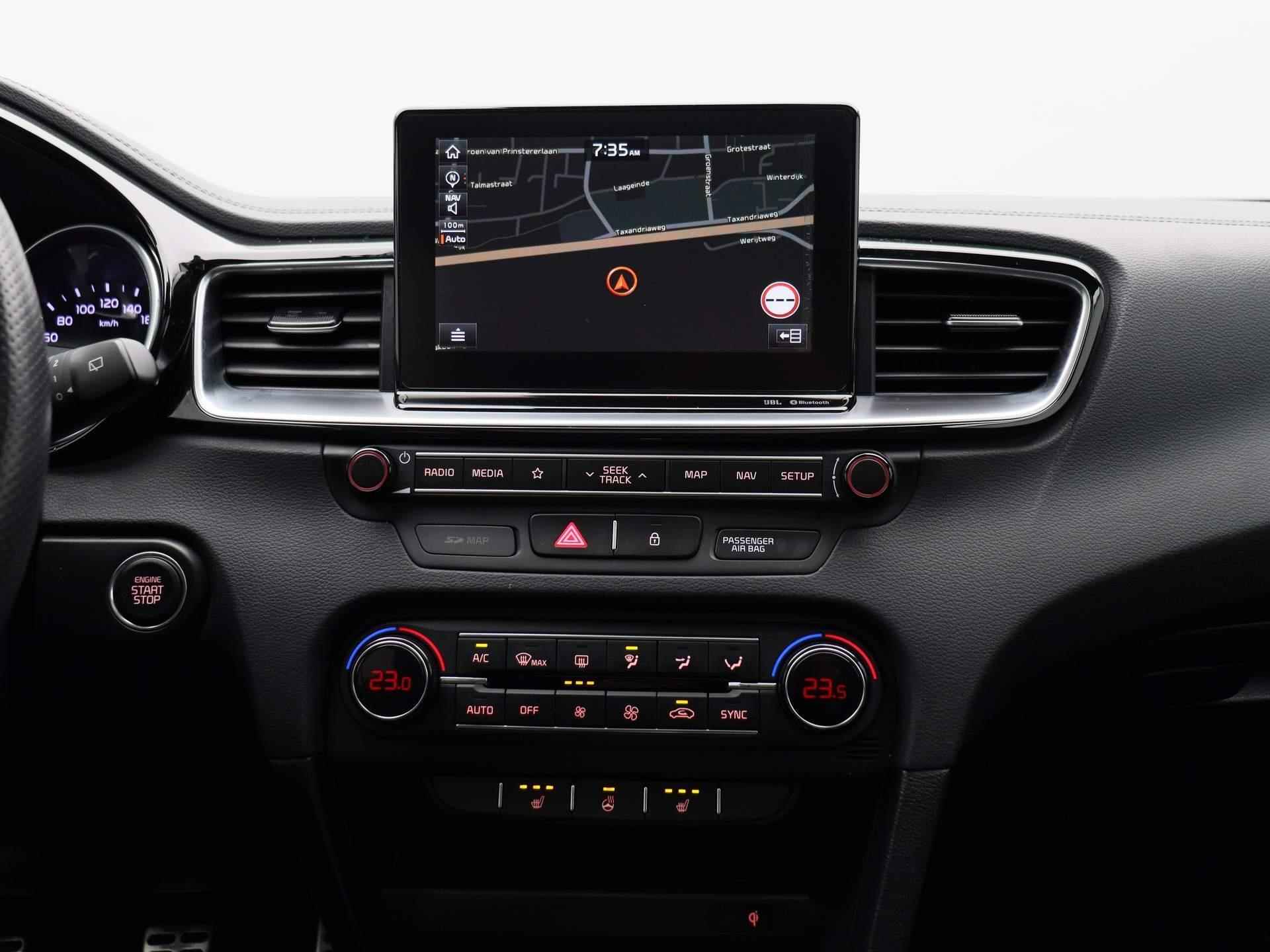 Kia ProCeed 1.0 T-GDI GT-PlusLine | Panoramadak | JBL -Audio | Half-Leder | Apple Carplay / Android Auto | Dodehoekdetectie | Keyless | DAB | Camera | - 9/40