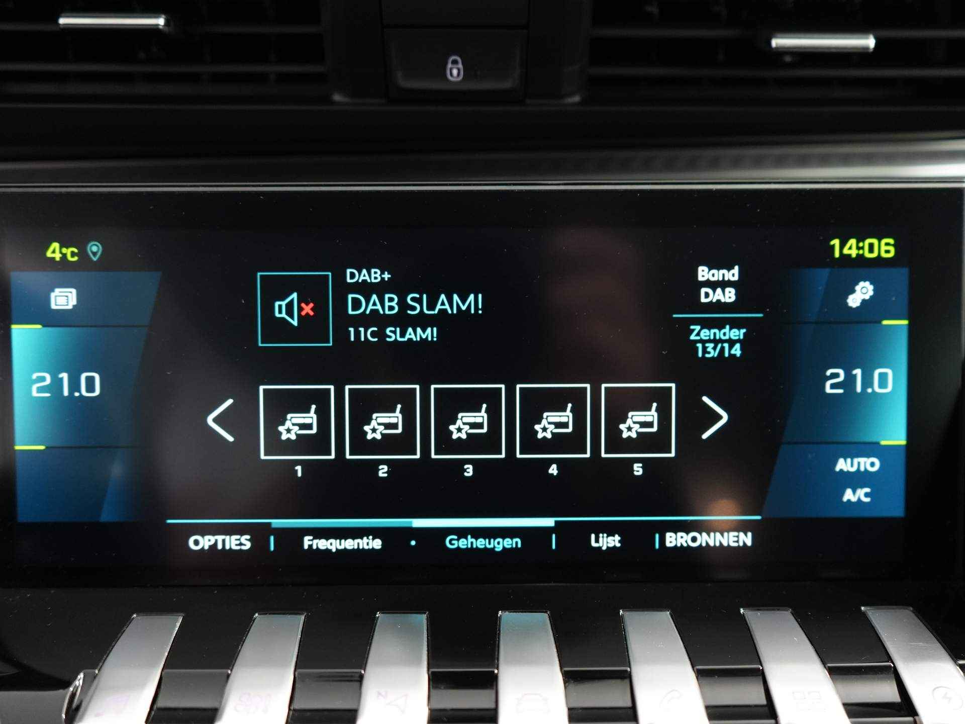 Peugeot 508 SW 1.6 HYbrid Blue Lease Allure | Navigatie | Camera | Climate control | Sensoren V+A | Lichtmetalen velgen 17" - 26/33