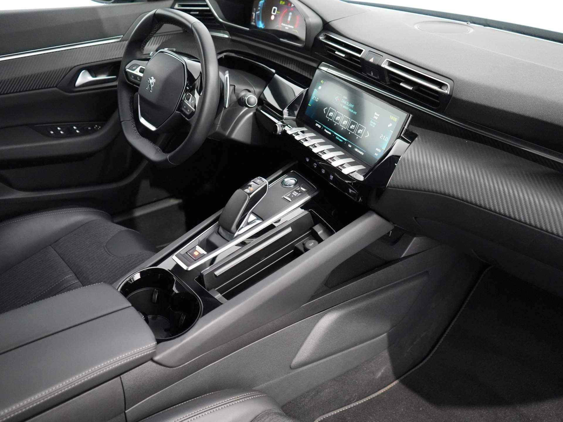 Peugeot 508 SW 1.6 HYbrid Blue Lease Allure | Navigatie | Camera | Climate control | Sensoren V+A | Lichtmetalen velgen 17" - 29/33