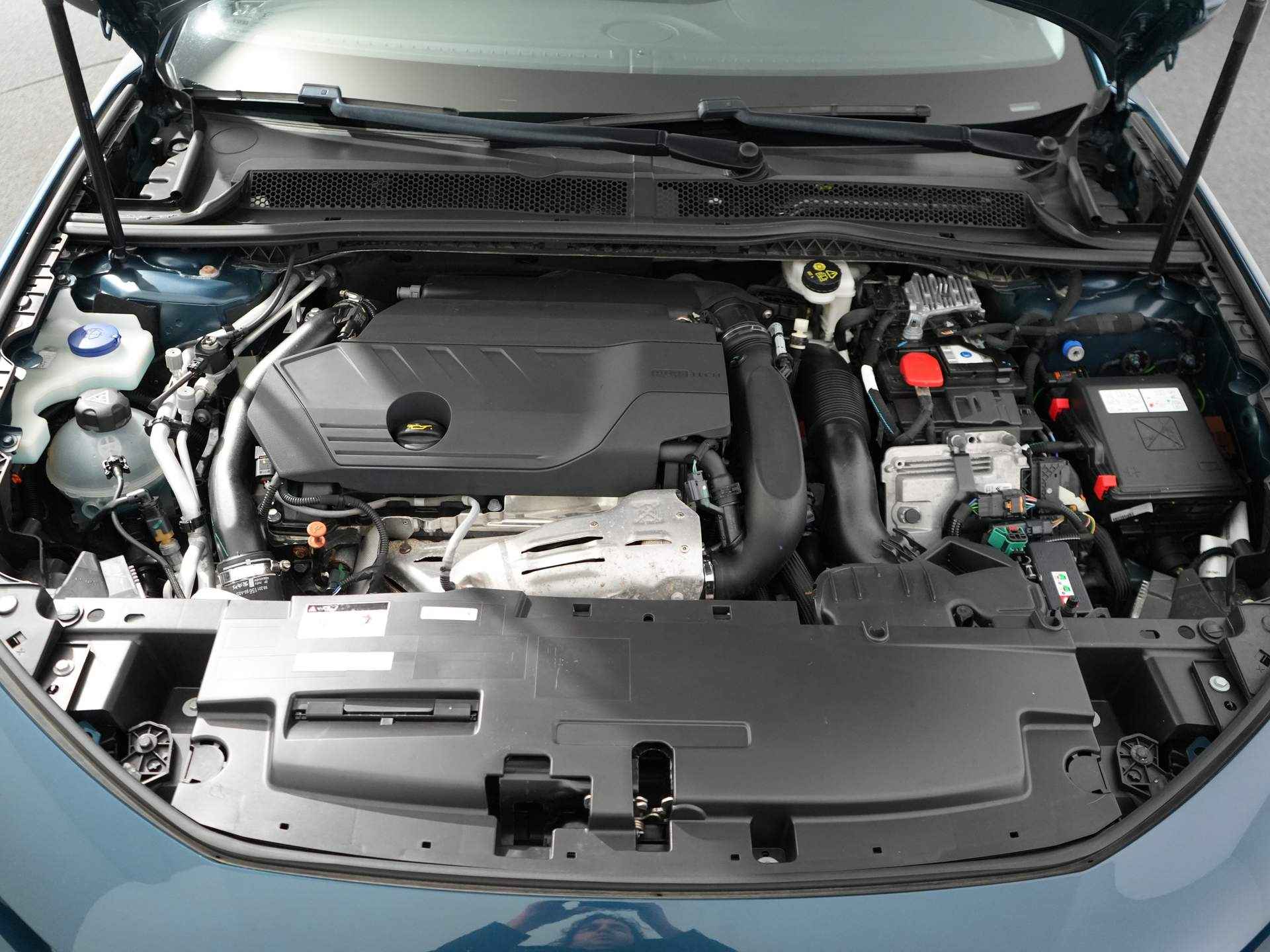 Peugeot 508 SW 1.6 HYbrid Blue Lease Allure | Navigatie | Camera | Climate control | Sensoren V+A | Lichtmetalen velgen 17" - 33/33