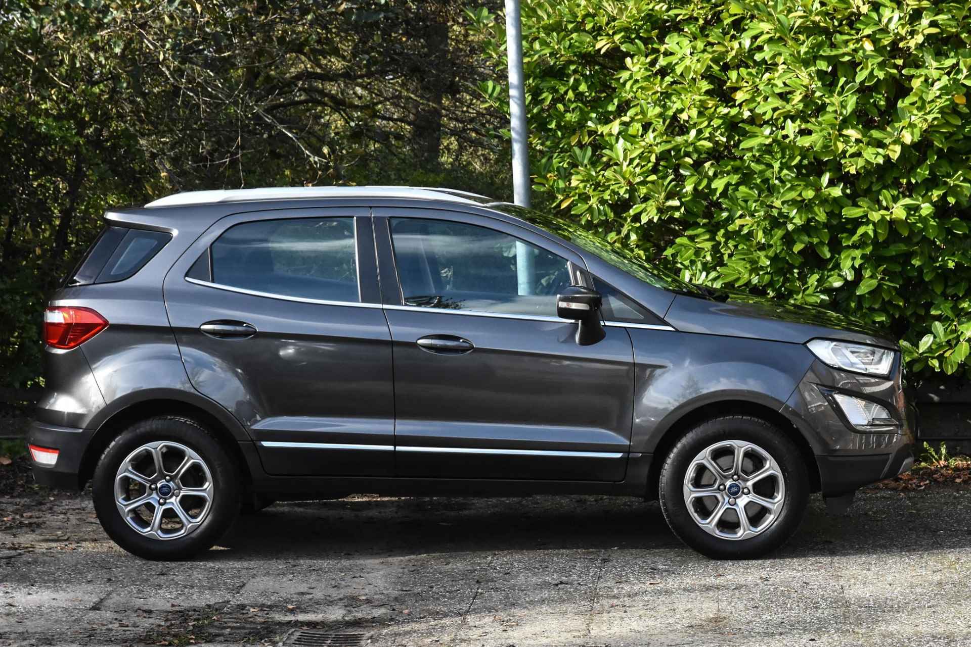 Ford EcoSport 1.0 EcoBoost Titanium automaat / verwarmd stuur / stoelverwarming / cruise control / navi / airco / half leer/half stof - 30/38