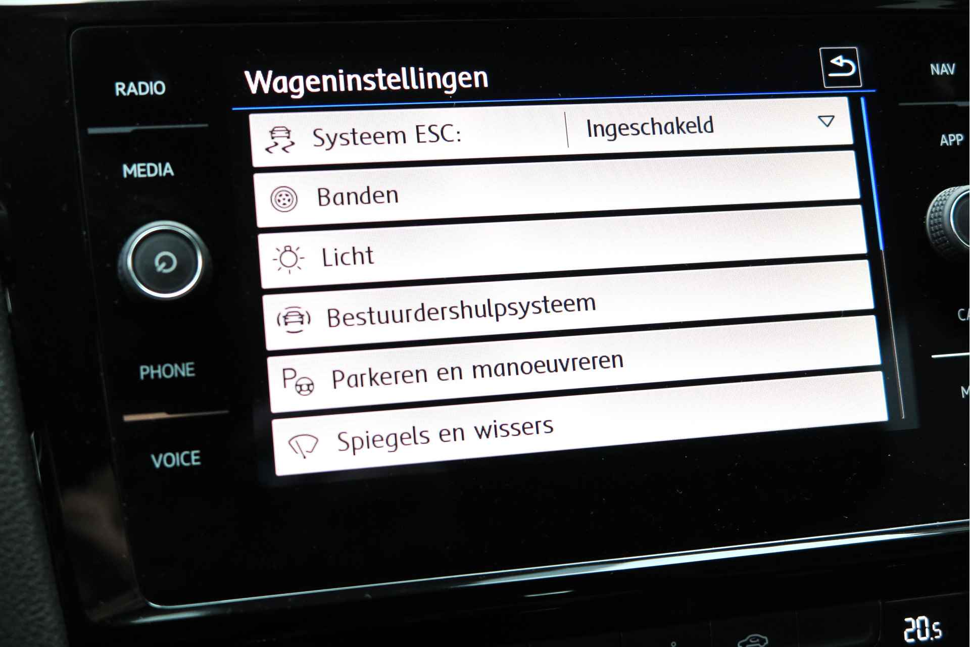 Volkswagen GOLF Variant 1.5 TSI Highline 110kw 150pk DSG Virtual cockpit, Led verlichting , Navi, Carplay, Trekhaak, PDC, etc. - 42/68