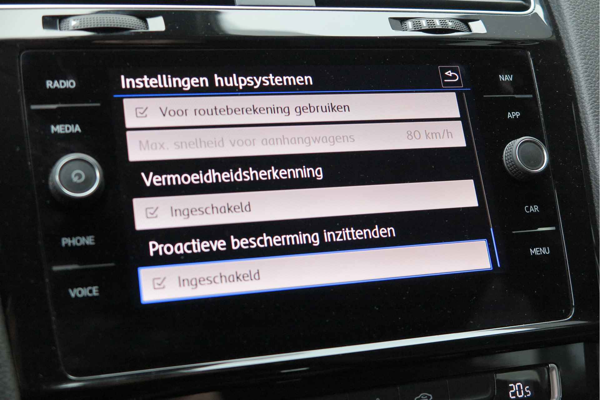 Volkswagen GOLF Variant 1.5 TSI Highline 110kw 150pk DSG Virtual cockpit, Led verlichting , Navi, Carplay, Trekhaak, PDC, etc. - 46/68