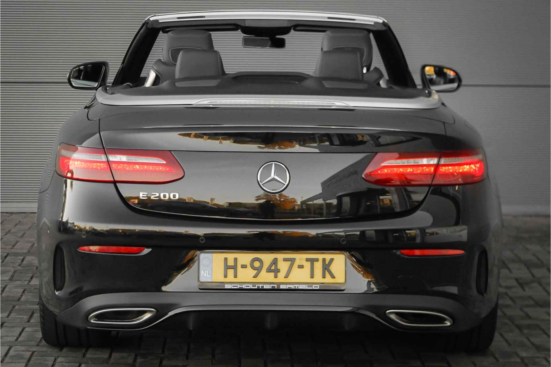 Mercedes-Benz E-Klasse Cabrio 200 AMG Burmester Airmatic Distronic 1e Eig - 13/61