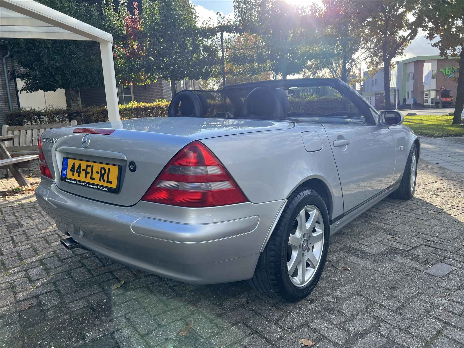 Mercedes SLK-Klasse 2.0 SLK200 AUT| AIRCO| STOELVERW| NAP| NWST - 4/29