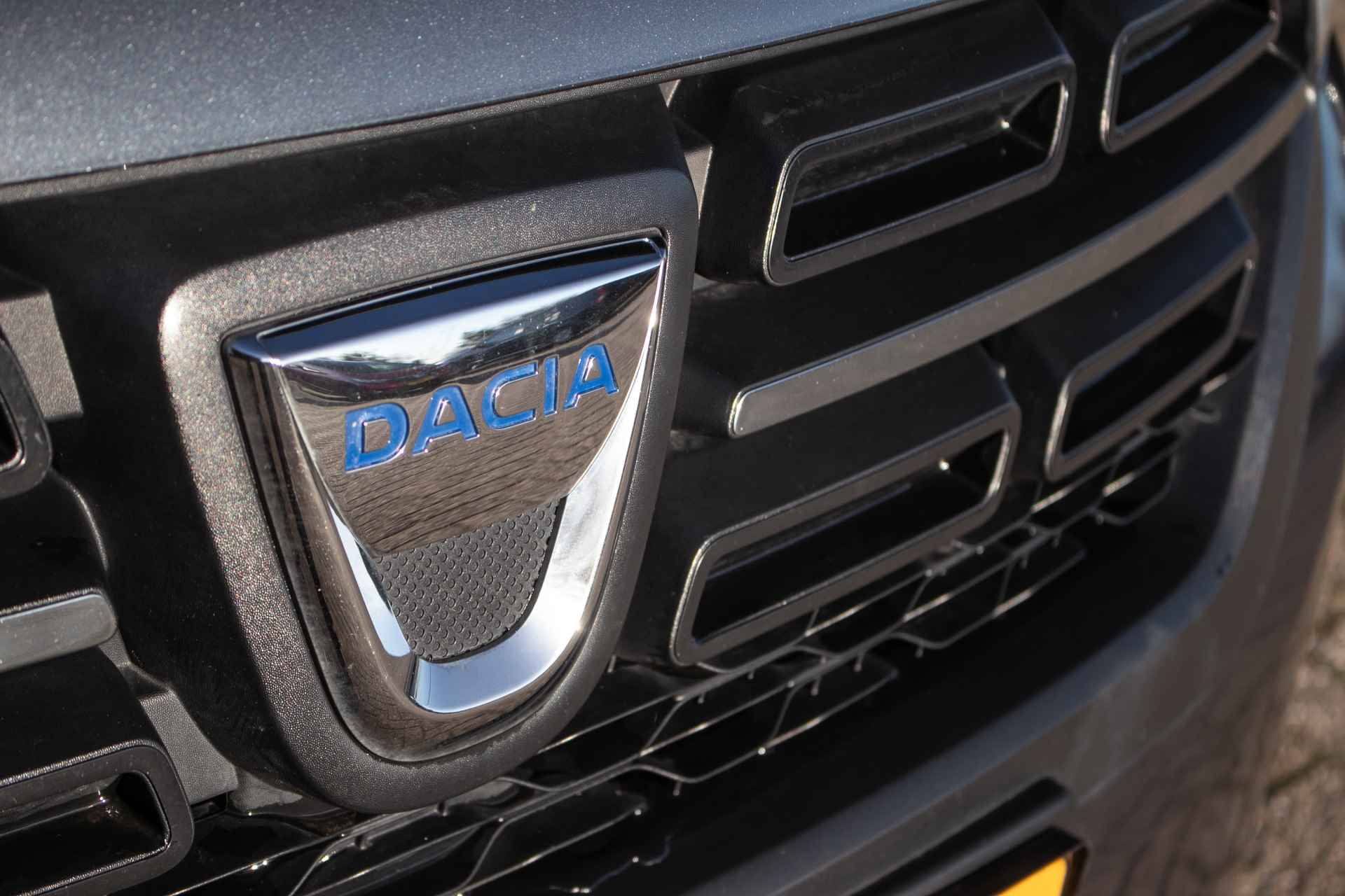 Dacia Lodgy 1.3 TCe Essential 7p. All-in rijklaarprijs | Navi | Cruise | Stoelverw. | Afn. trekhaak - 27/35