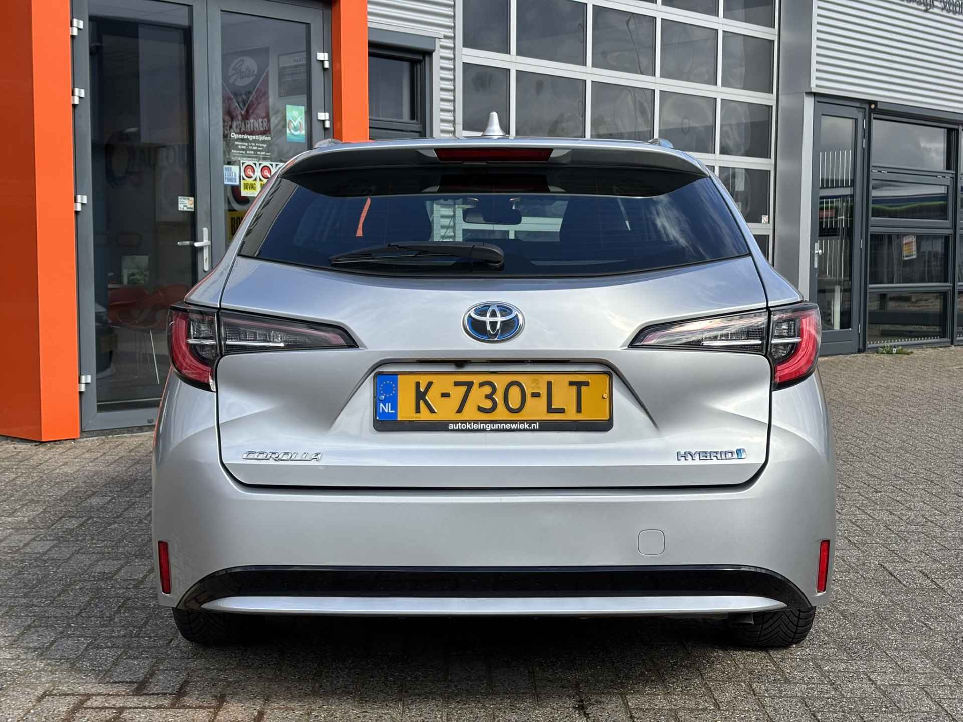 Toyota Corolla Touring Sports 1.8 Hybrid Business / Camera / Adaptive Cruise Control / - 37/37