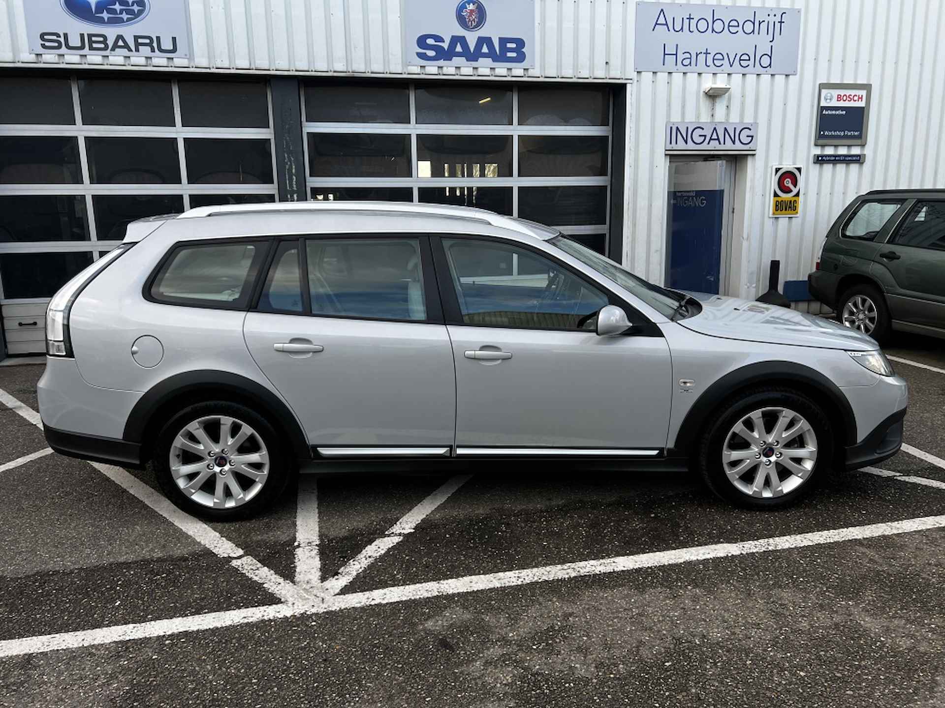 Saab 9-3 X 2.0 T Aero XWD Sport Estate - 11/52