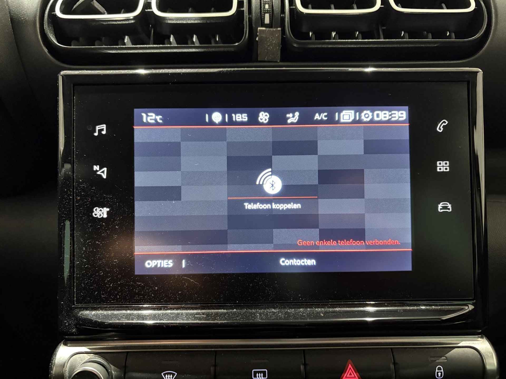 Citroen C3 Aircross 1.2 PureTech S&S Shine l Navigatie l Camera l Trekhaak l Appel carplay & Android auto l Lage kilometerstand! - 27/32