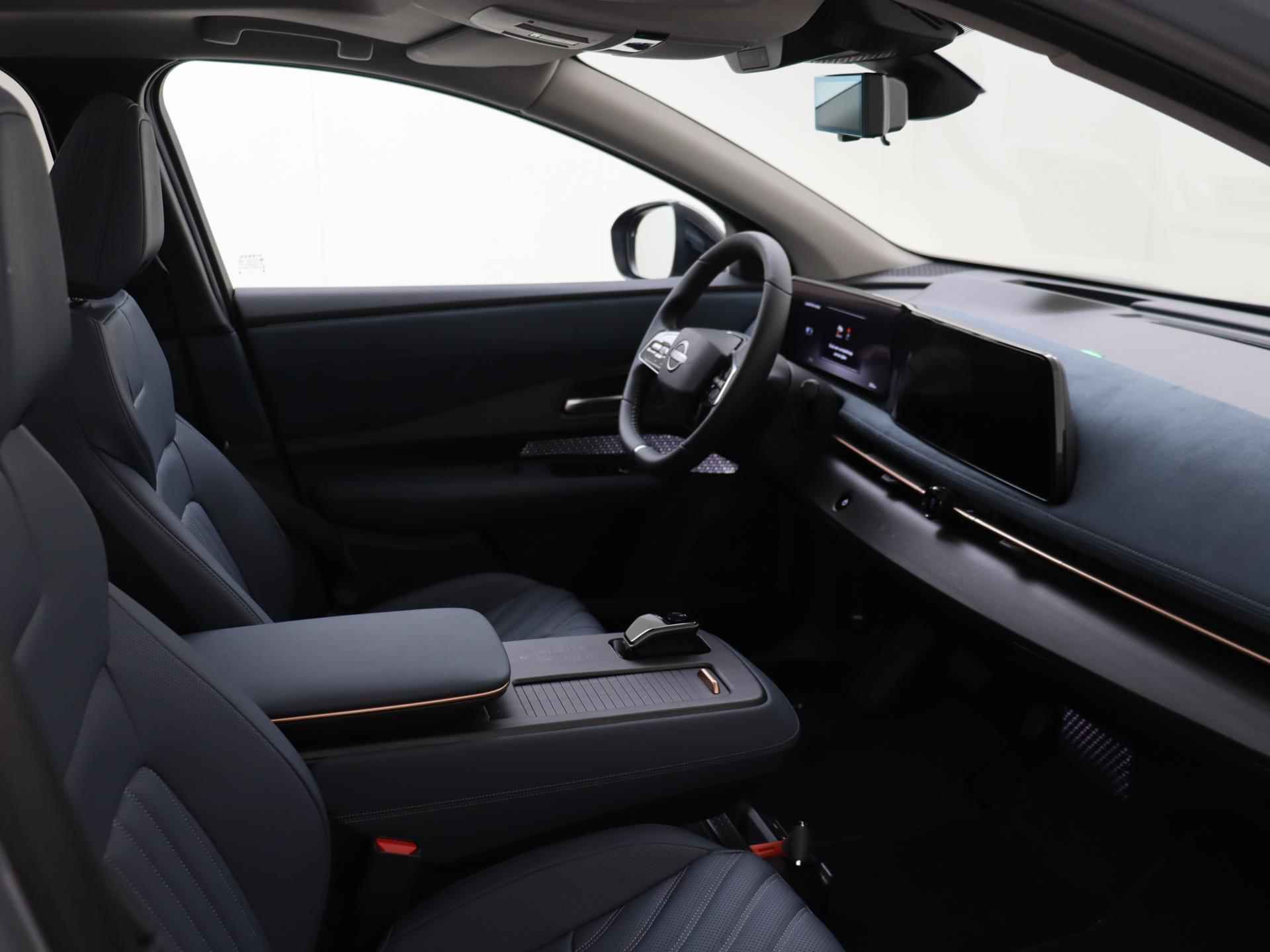 Nissan Ariya 91 kWh - 240PK Evolve | NIEUW op kenteken | Apple Carplay/Android Auto | Navigatie | 360 camera | 19 inch Velgen | LED Lampen | Parkeersensoren | Verwarmbare voorruit | Stoel & Stuurwiel verwarming | Cruise Control | Climate Control | - 18/31