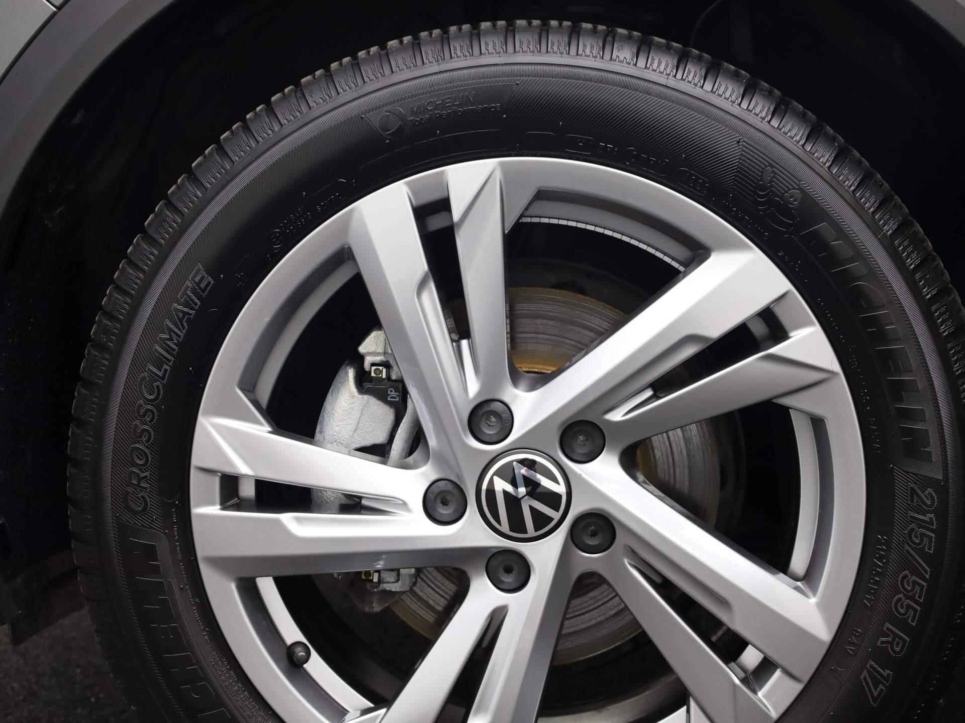 Volkswagen T-Roc 1.0 TSI R-Line | Navi | Ergo-Stoelen | Stoelverwarming |Apple carplay | Android auto | Achteruitrijcamera | - 40/43