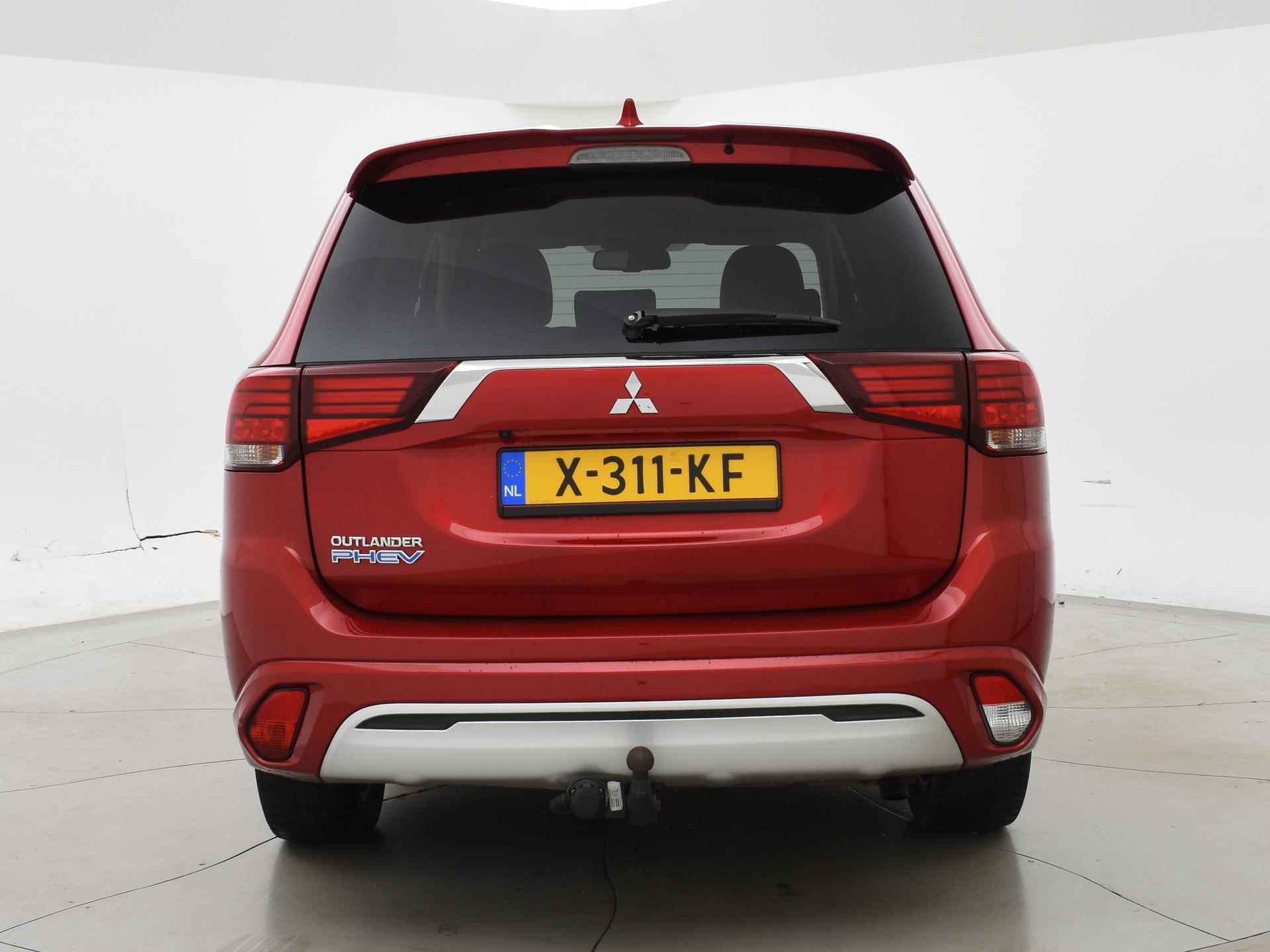 Mitsubishi Outlander 2.4 PHEV 4WD AUT. + TREKHAAK | CAMERA | LED | STOELVERW. | APPLE CARPLAY | NAVIGATIE - 8/62