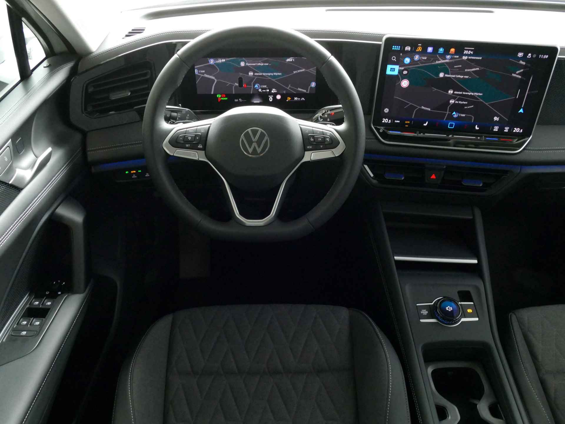 Volkswagen Tiguan 1.5 eTSI ✅NIEUWE AUTO✅ 150 LIFE EDTION NAVI CAMERA TREKHAAK STOEL/STUUR VERW. COMF.STOEL AMBIENTE LED 3/2024! 70 BIJNA NIEUWE VOLKSWAGEN'S UIT VOORRAAD LEVERBAAR - 22/89