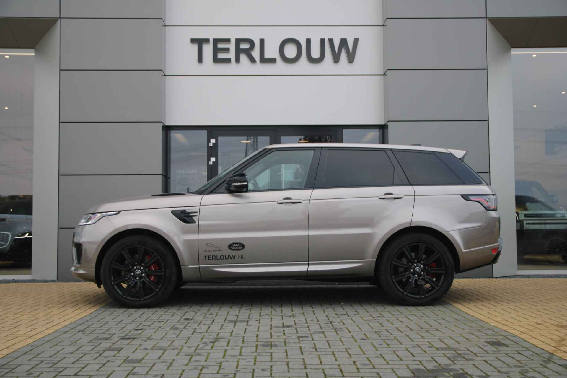 Land Rover Range Rover Sport P400e Limited Edition - 10/39