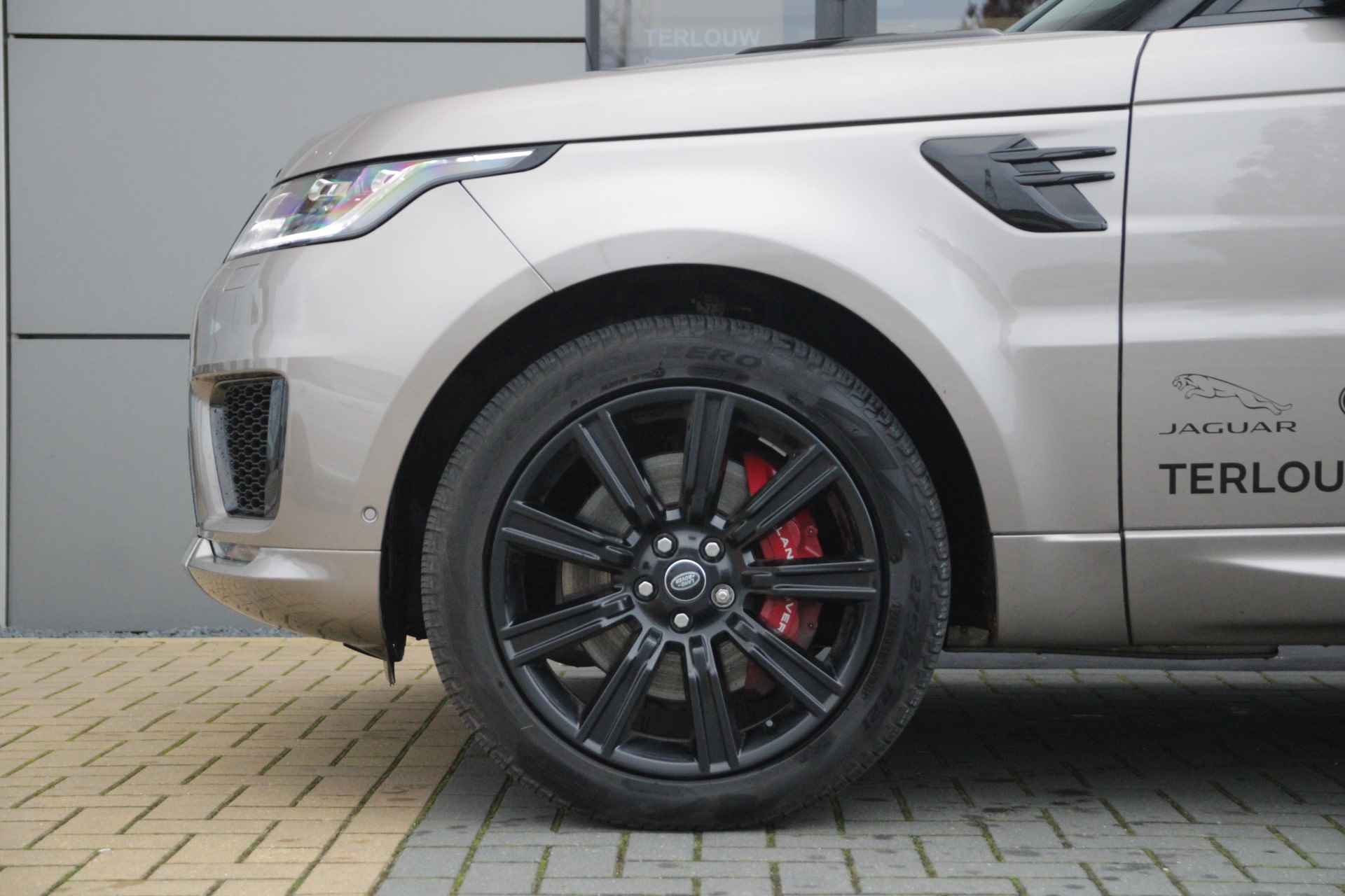 Land Rover Range Rover Sport P400e Limited Edition - 12/39