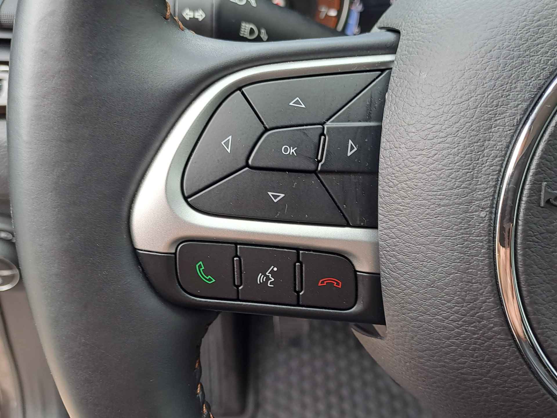 Jeep Compass 1.4 MultiAir Opening Edition Plus | Apple Carplay/Android Auto | Leer | Cruise - 18/42