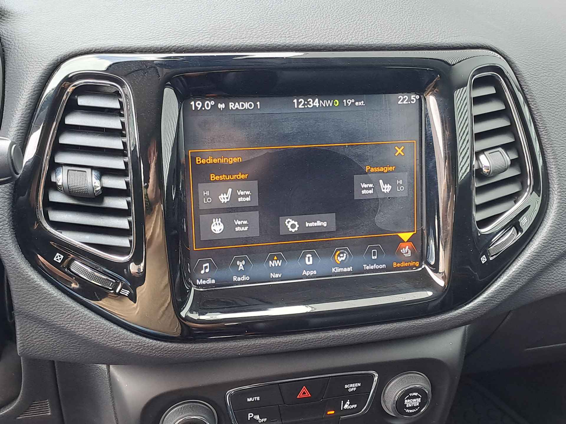 Jeep Compass 1.4 MultiAir Opening Edition Plus | Apple Carplay/Android Auto | Leer | Cruise - 32/42