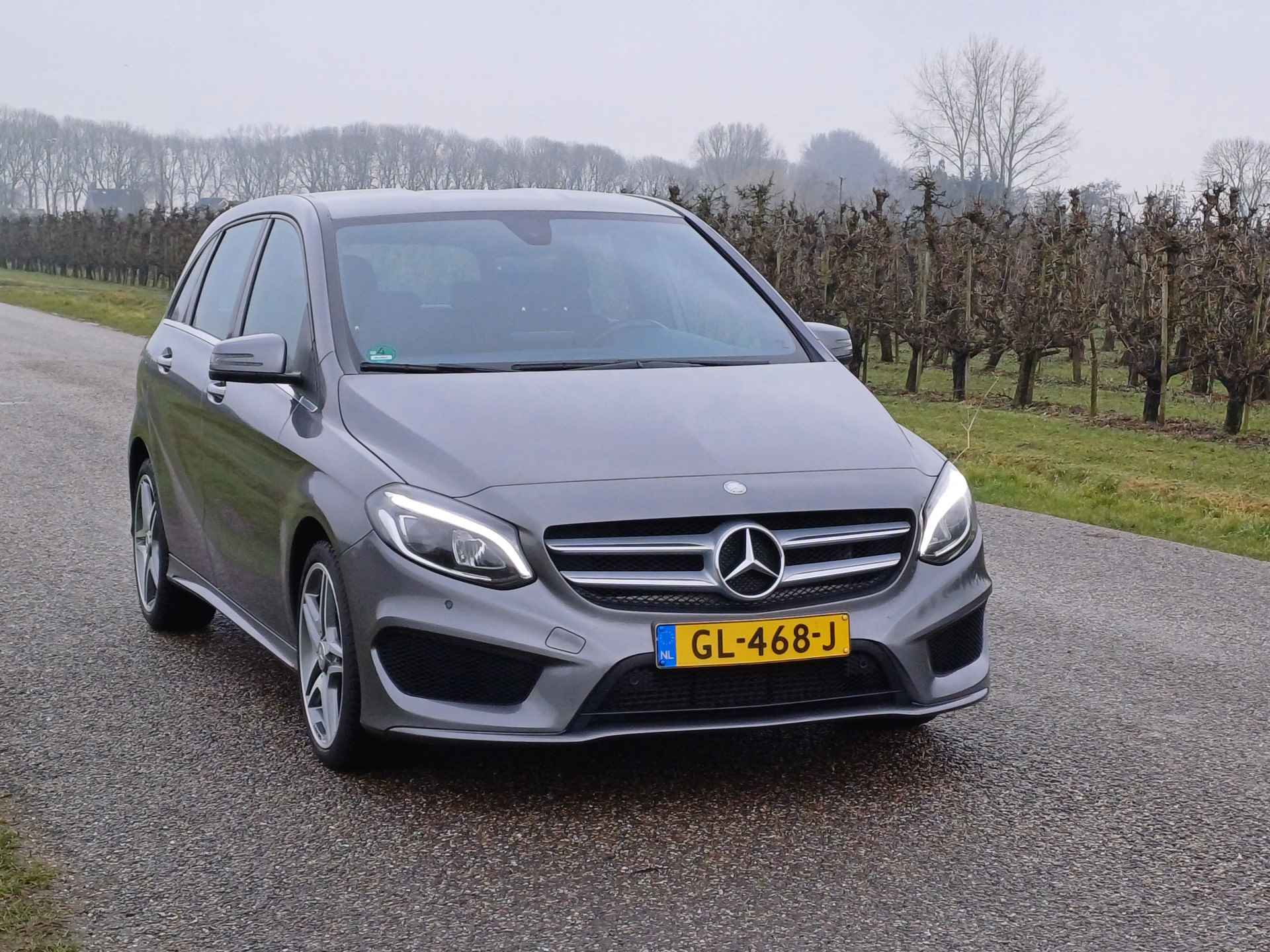 Mercedes-Benz B-Klasse 180 Ambition /AMG-Line/LED/Navi/Clima/Cruise/NL/Nieuwstaat/ - 6/45