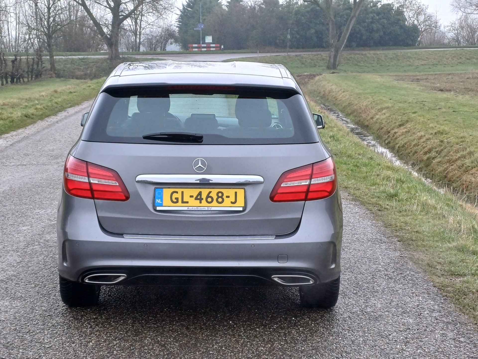 Mercedes-Benz B-Klasse 180 Ambition /AMG-Line/LED/Navi/Clima/Cruise/NL/Nieuwstaat/ - 8/45